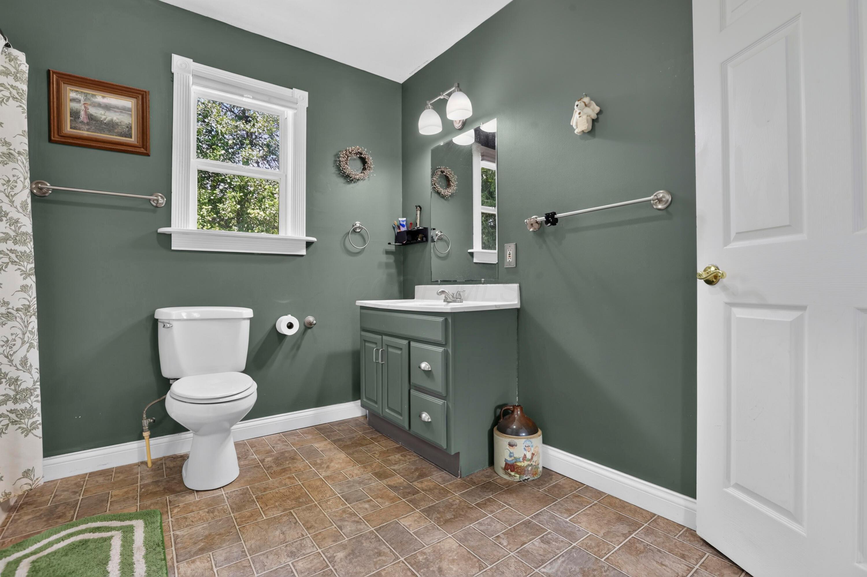 352 Mound Street Property Photo 39