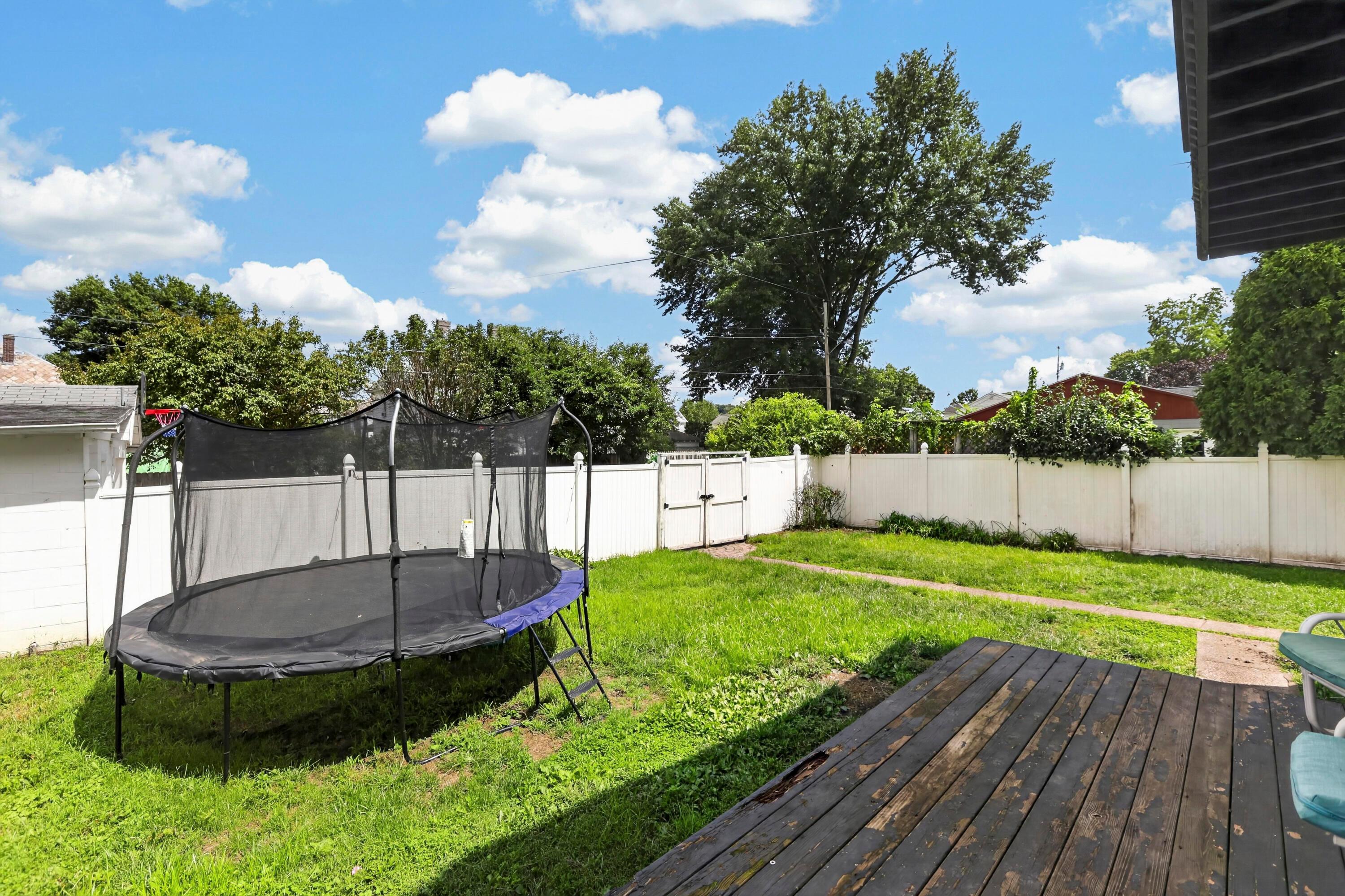 352 Mound Street Property Photo 69
