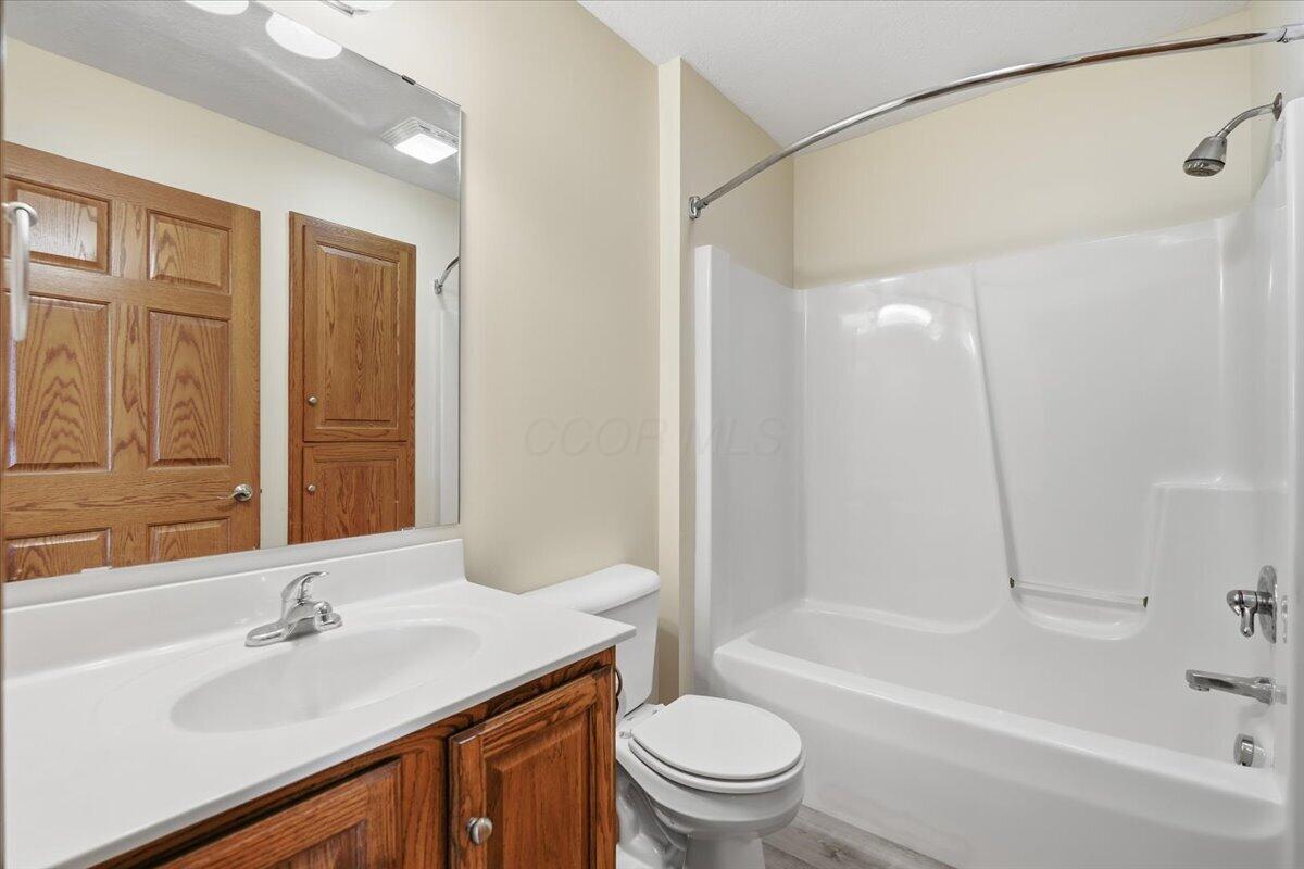 87 Struble Circle Property Photo 9
