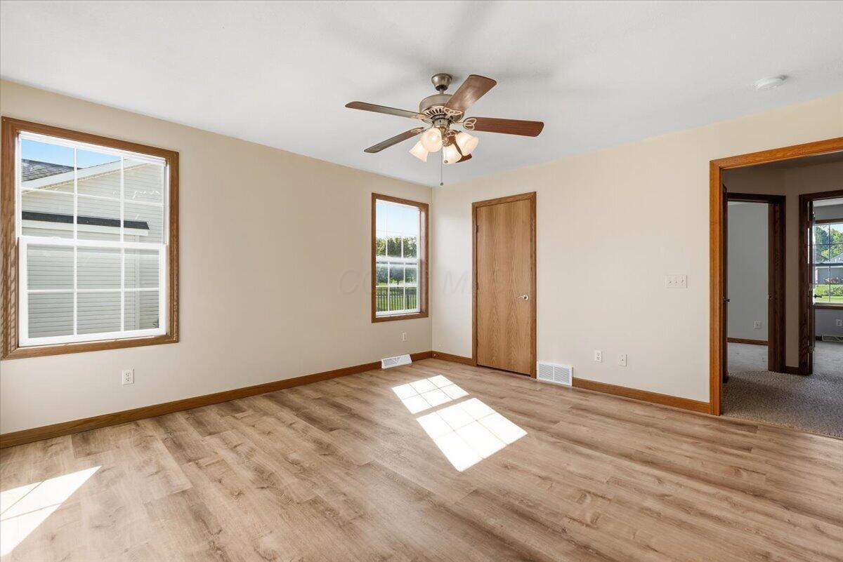 87 Struble Circle Property Photo 12