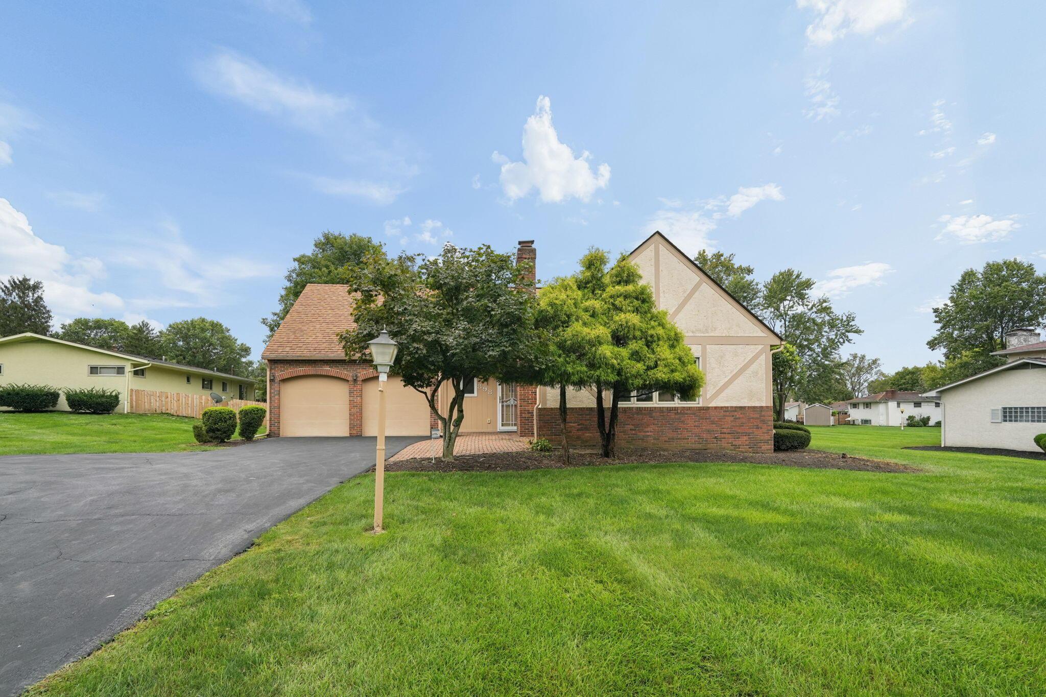 898 Plum Ridge Property Photo 1