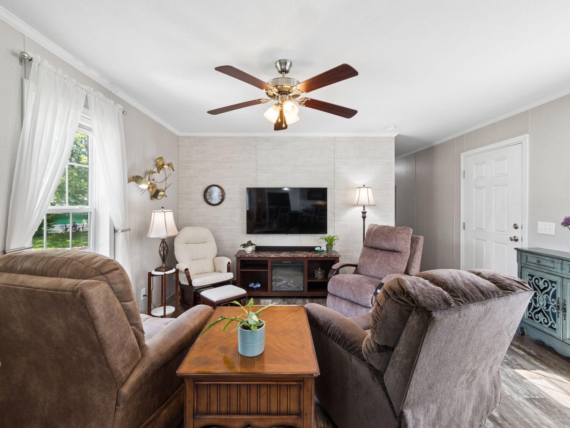 62 Woodcrest Drive Property Photo 14
