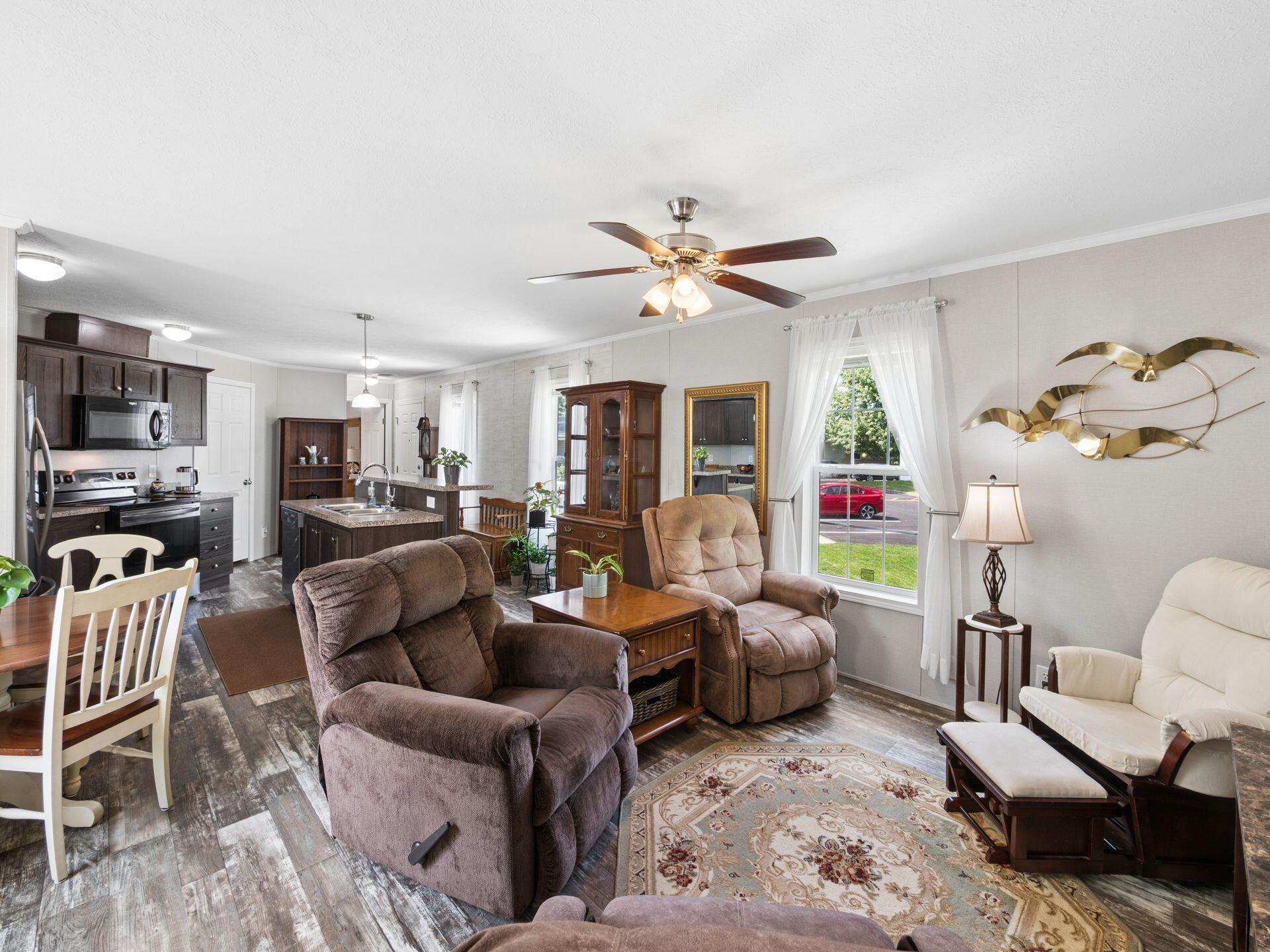62 Woodcrest Drive Property Photo 16
