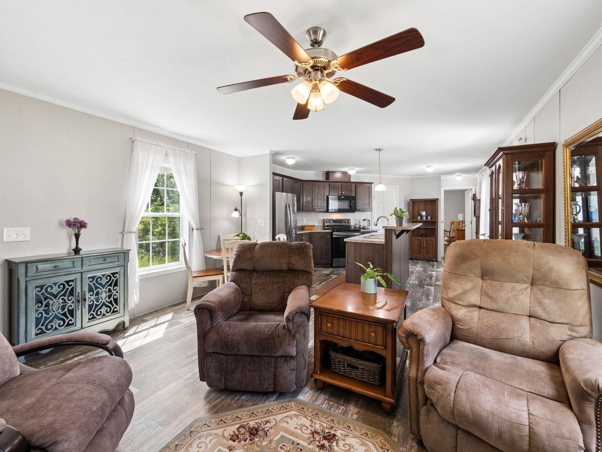 62 Woodcrest Drive Property Photo 17