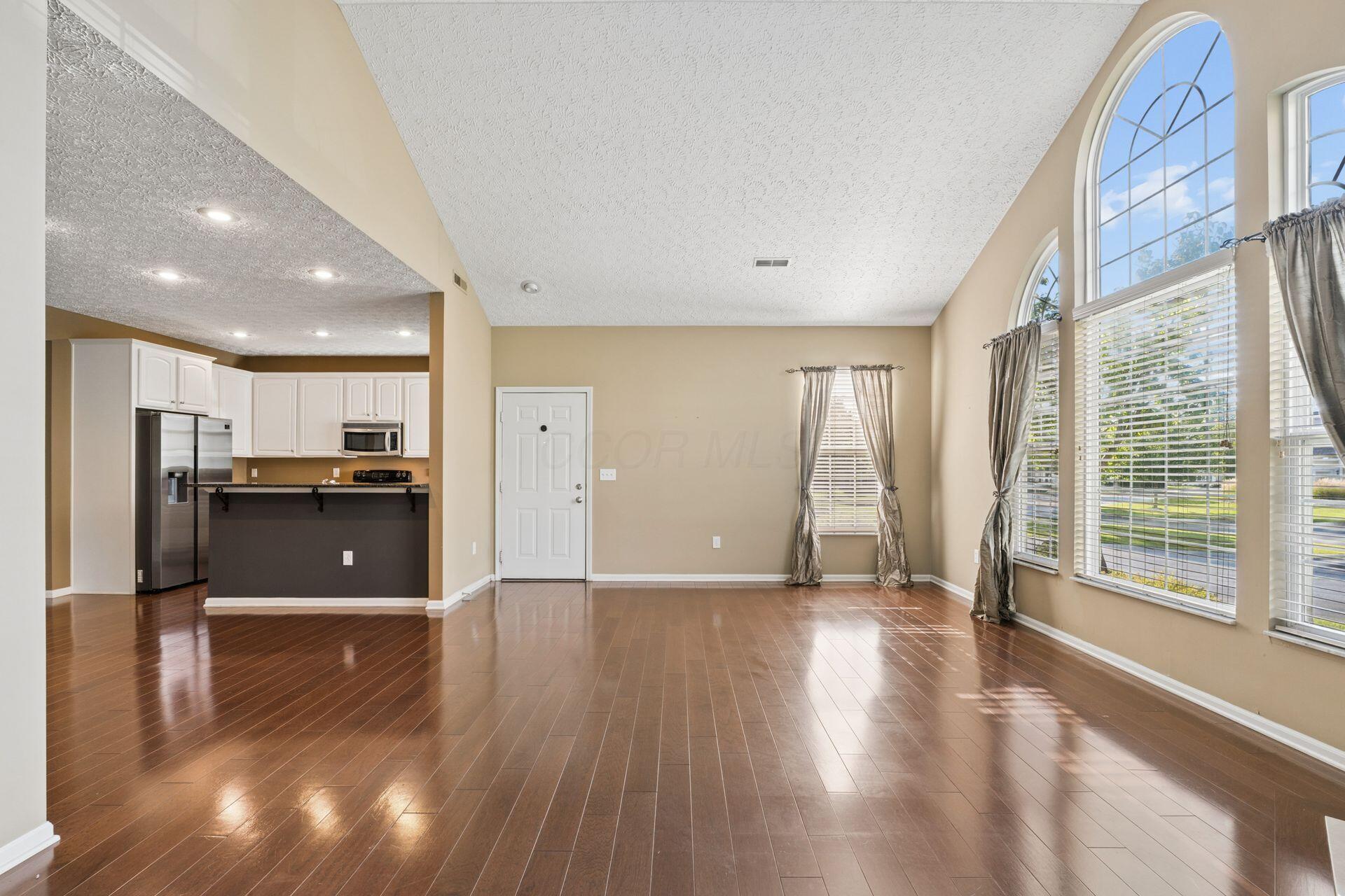 5295 Abby Gate Avenue Property Photo 10