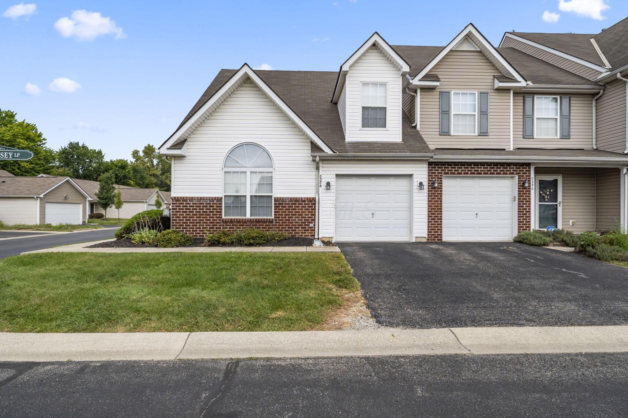 8386 Diversey Loop, 701