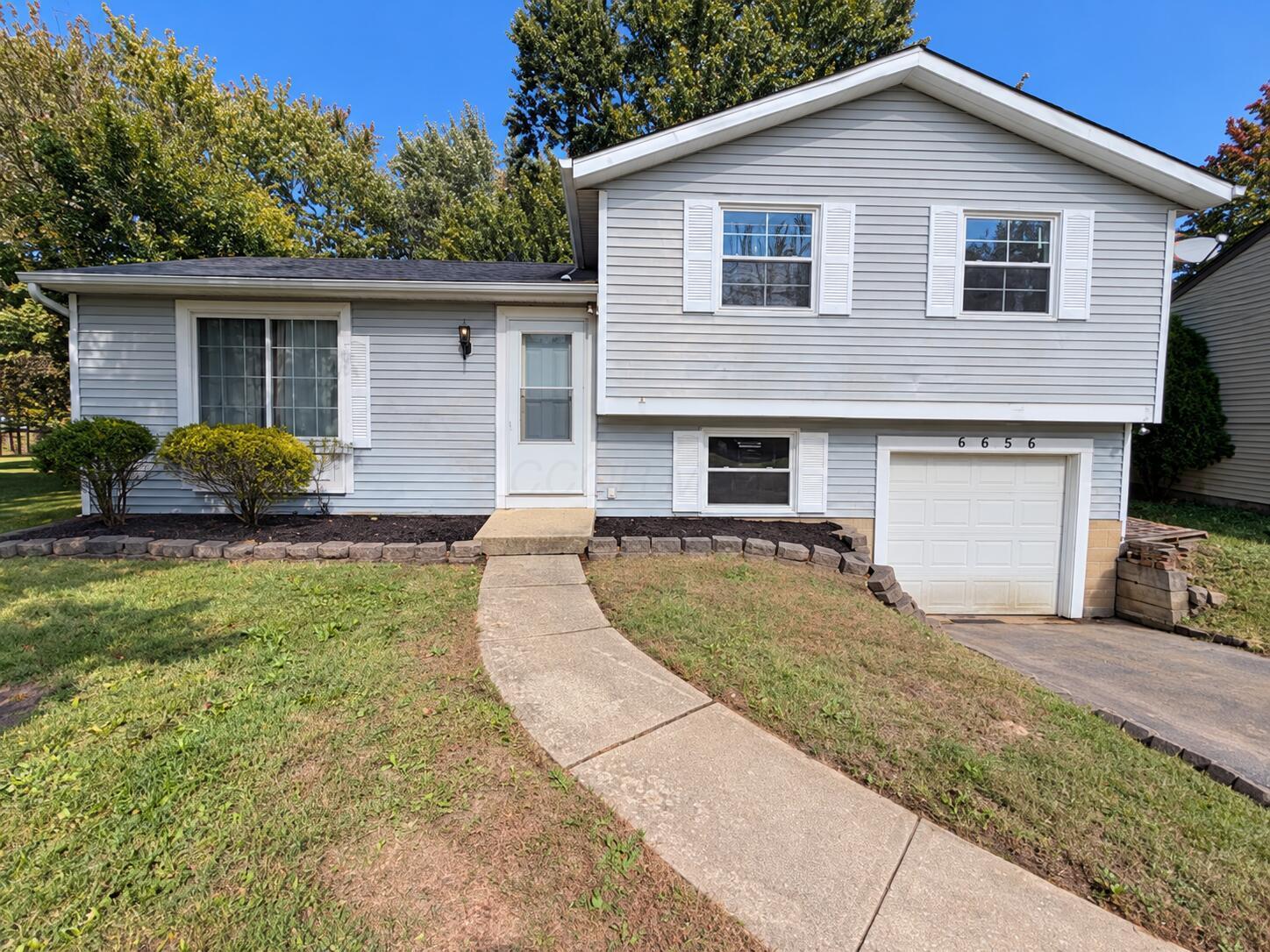 6656 Wembley Court Property Photo 1