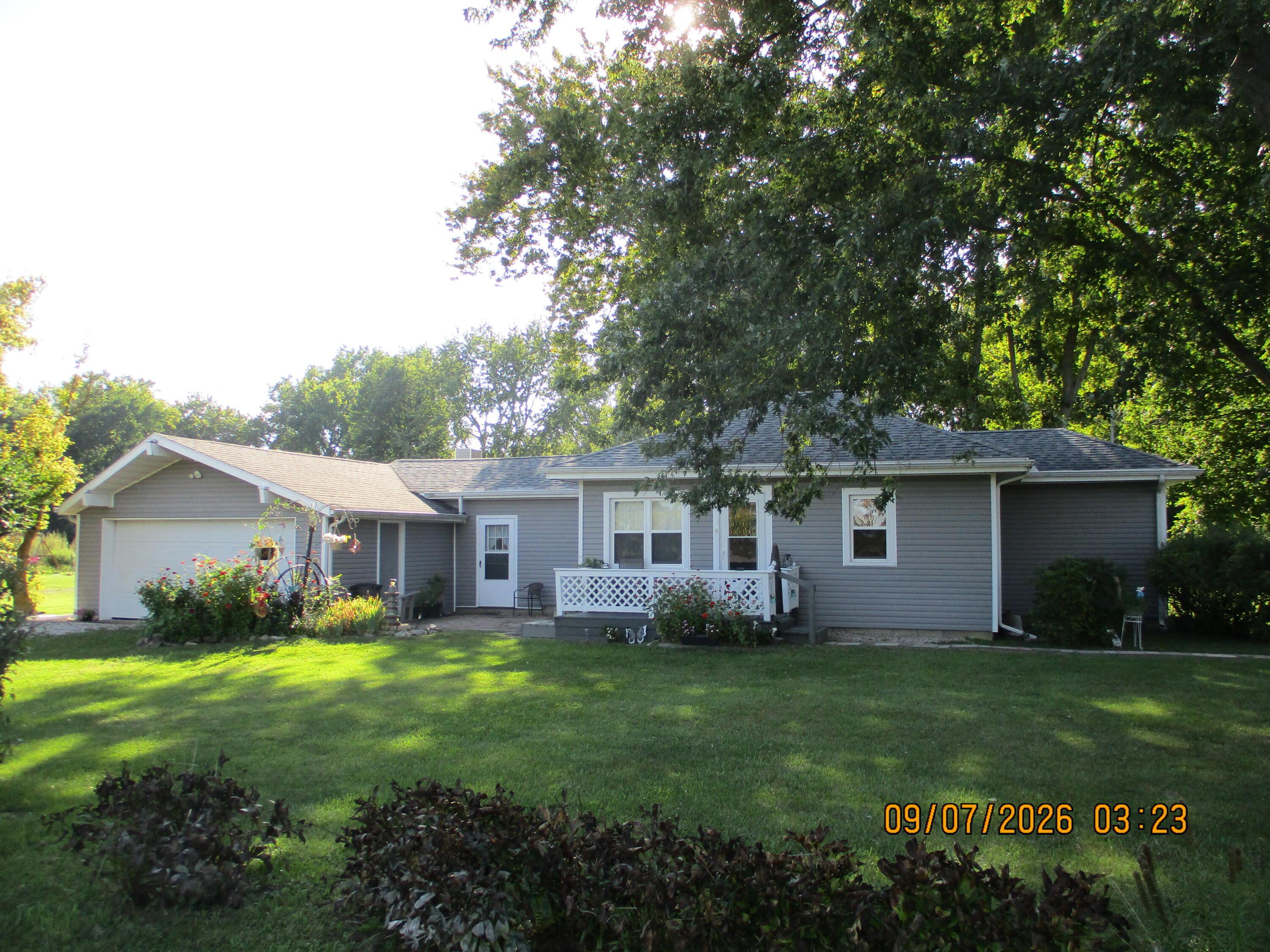 2577 Gooding Road Property Photo 1