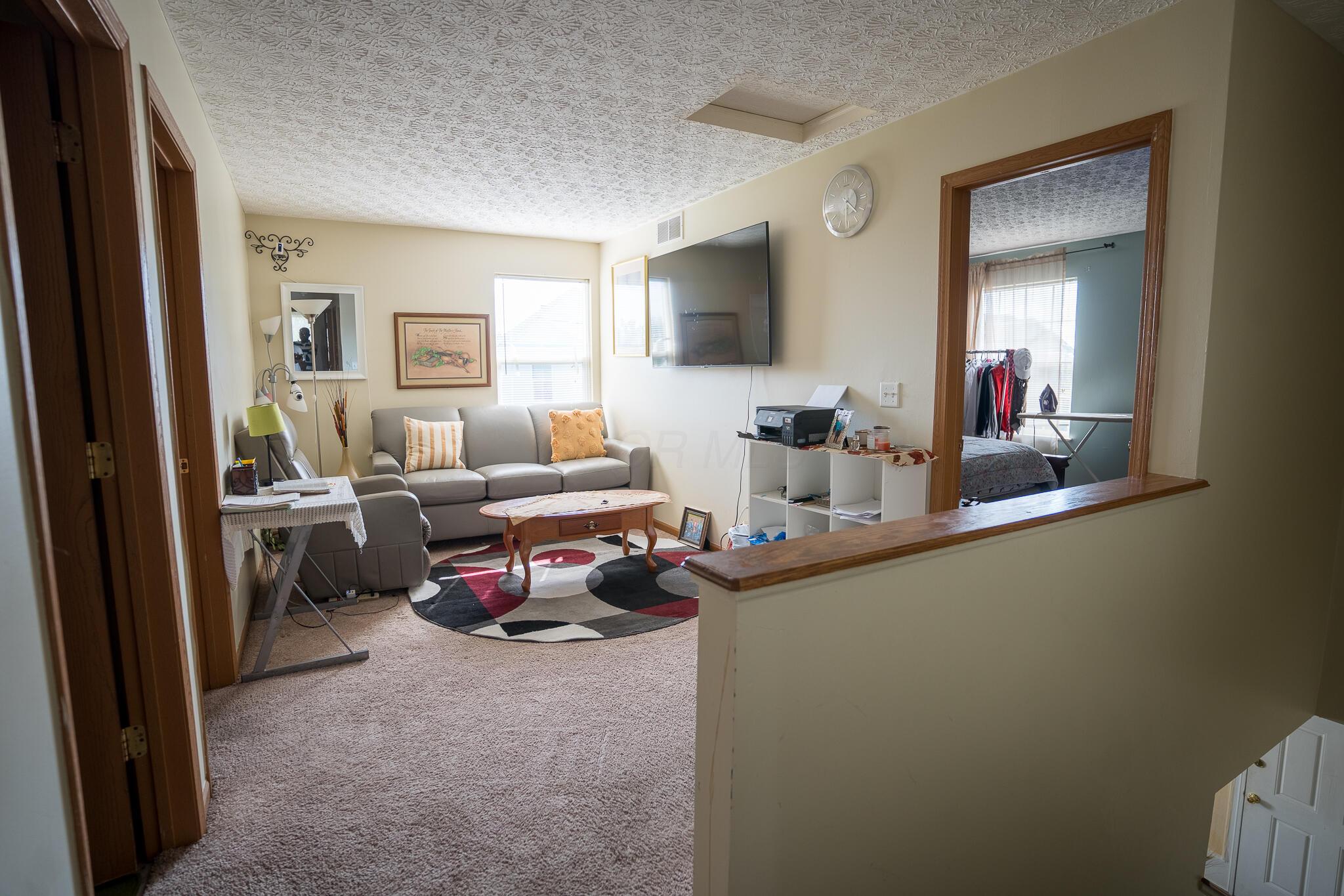 929 Lockmead Court Property Photo 11