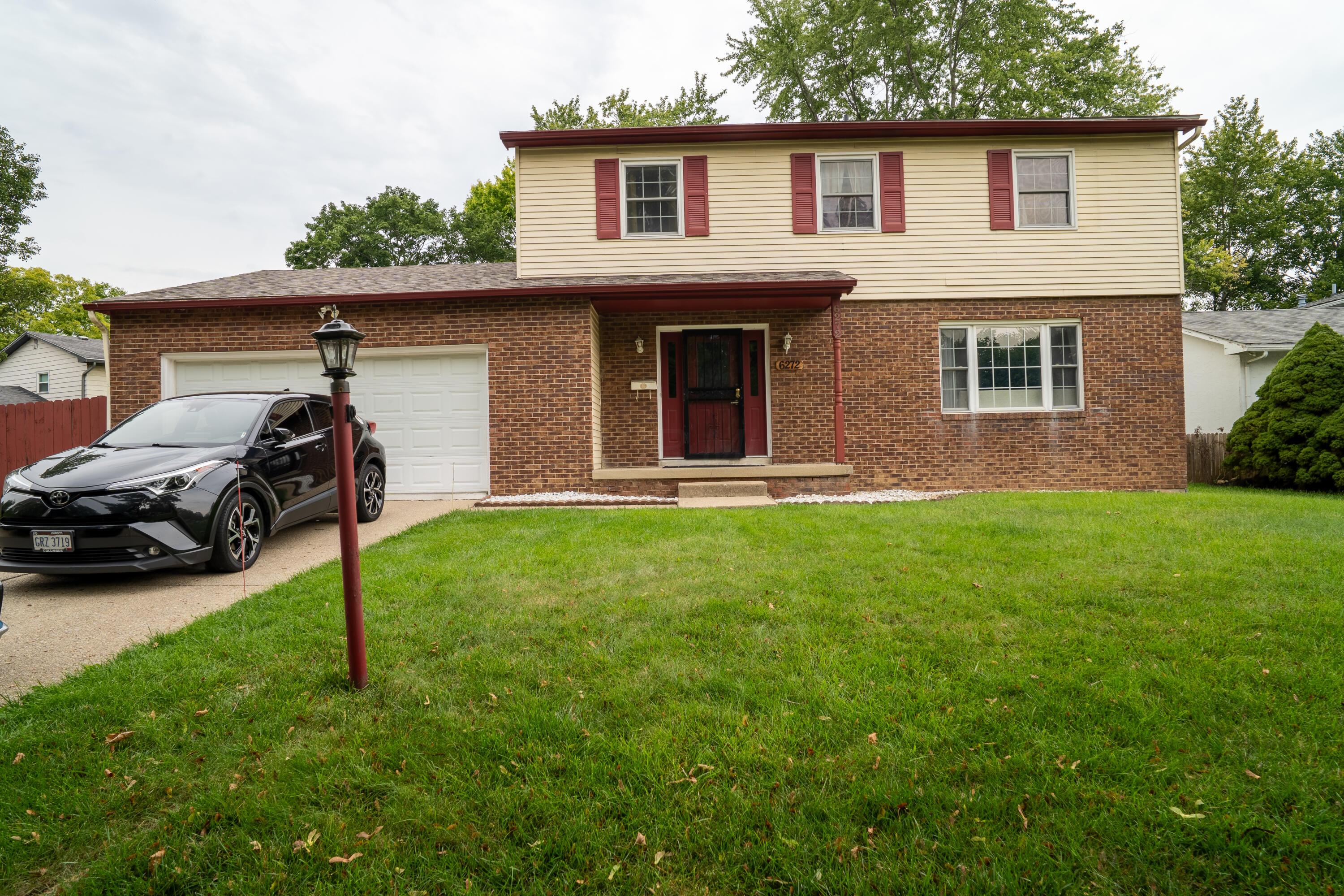 6272 Skywae Drive Property Photo 1