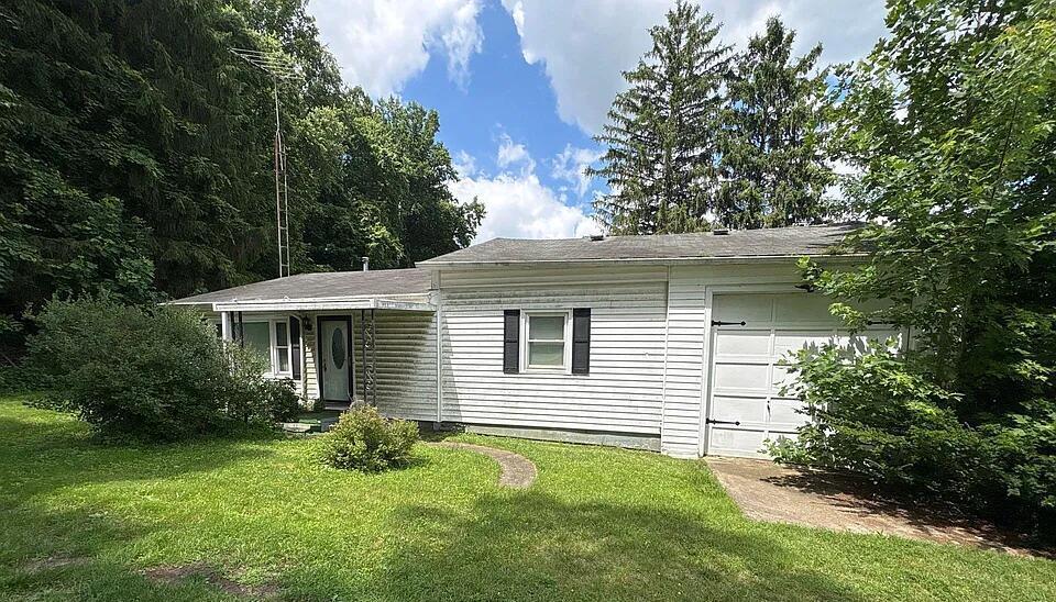 942 Meadowview Avenue Property Photo 1