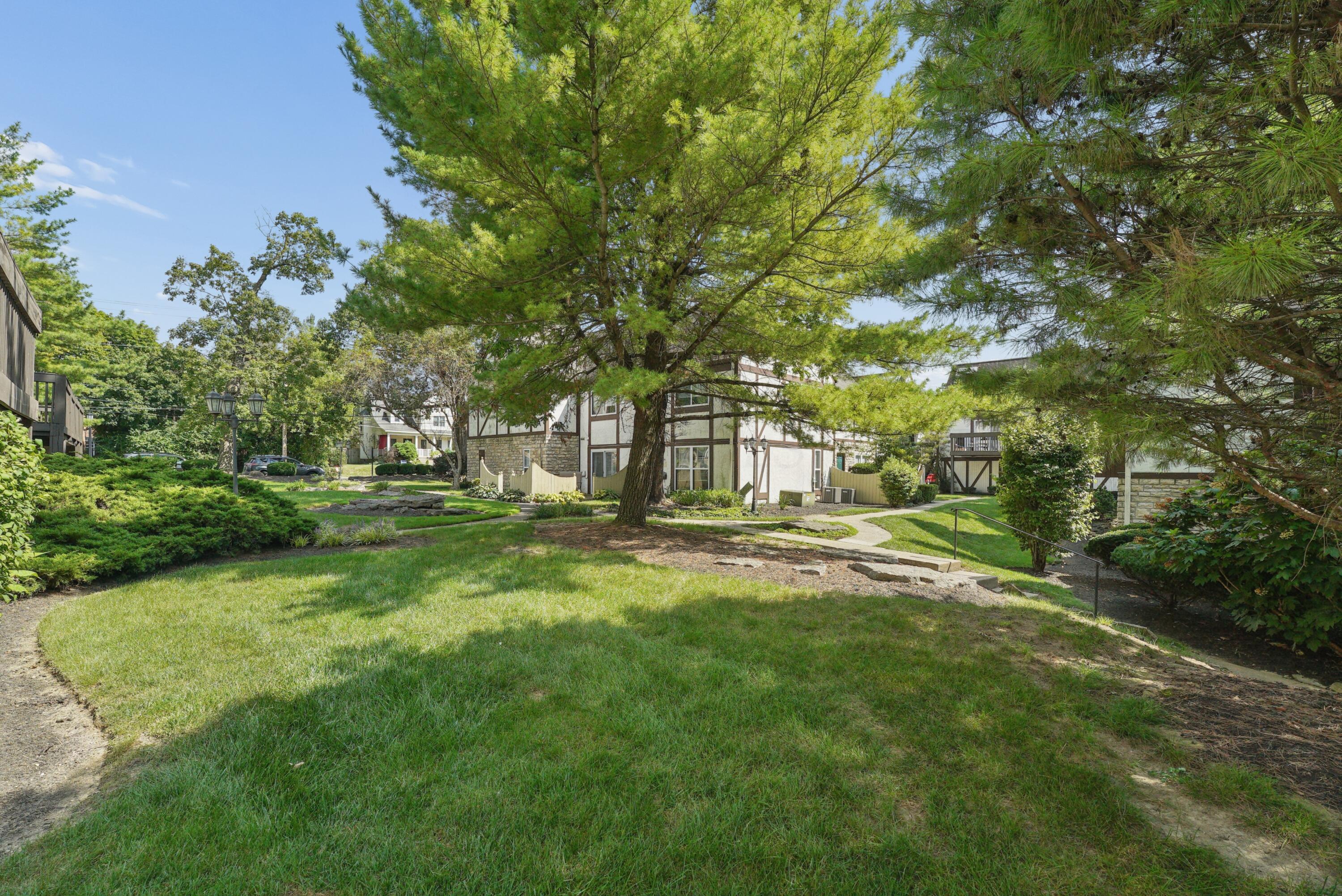 1577 Arlington Avenue, 1577b Property Photo 34