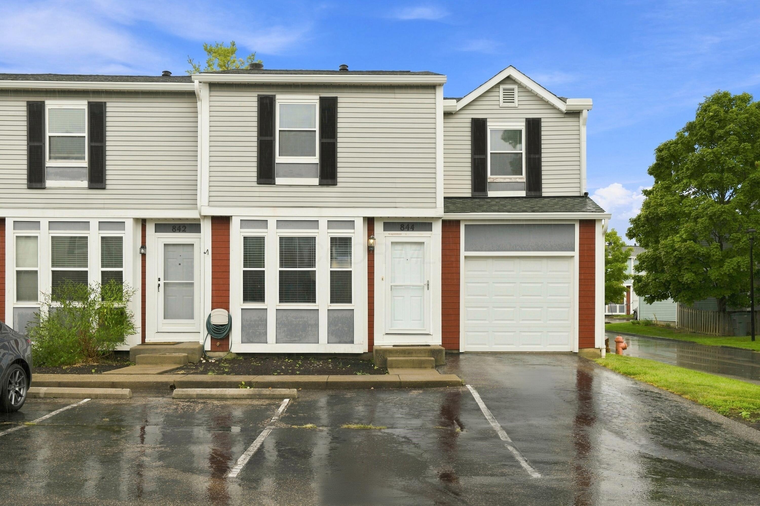 844 Pine Way Drive, D4 Property Photo 1
