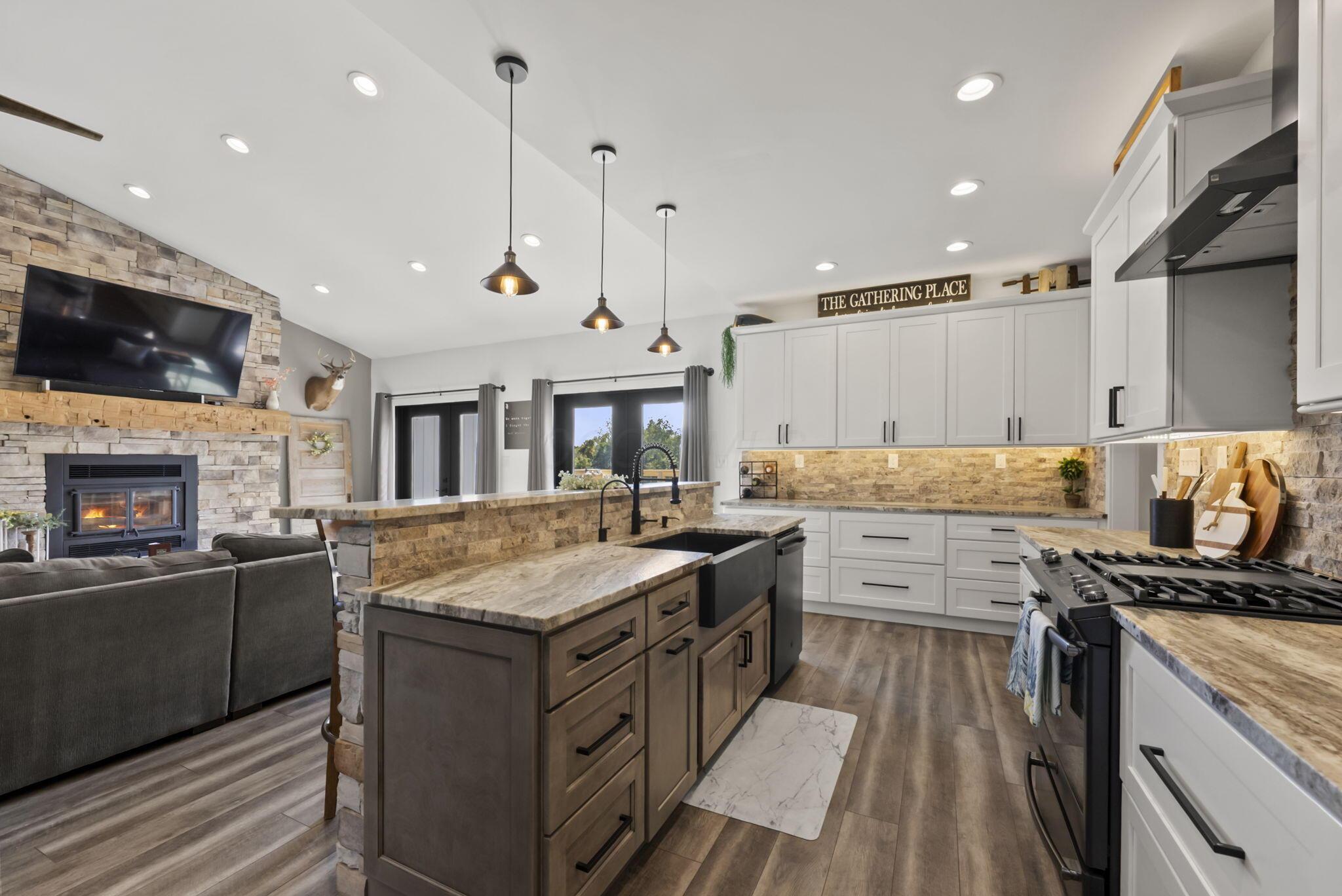 4675 Hunt Road Property Photo 11