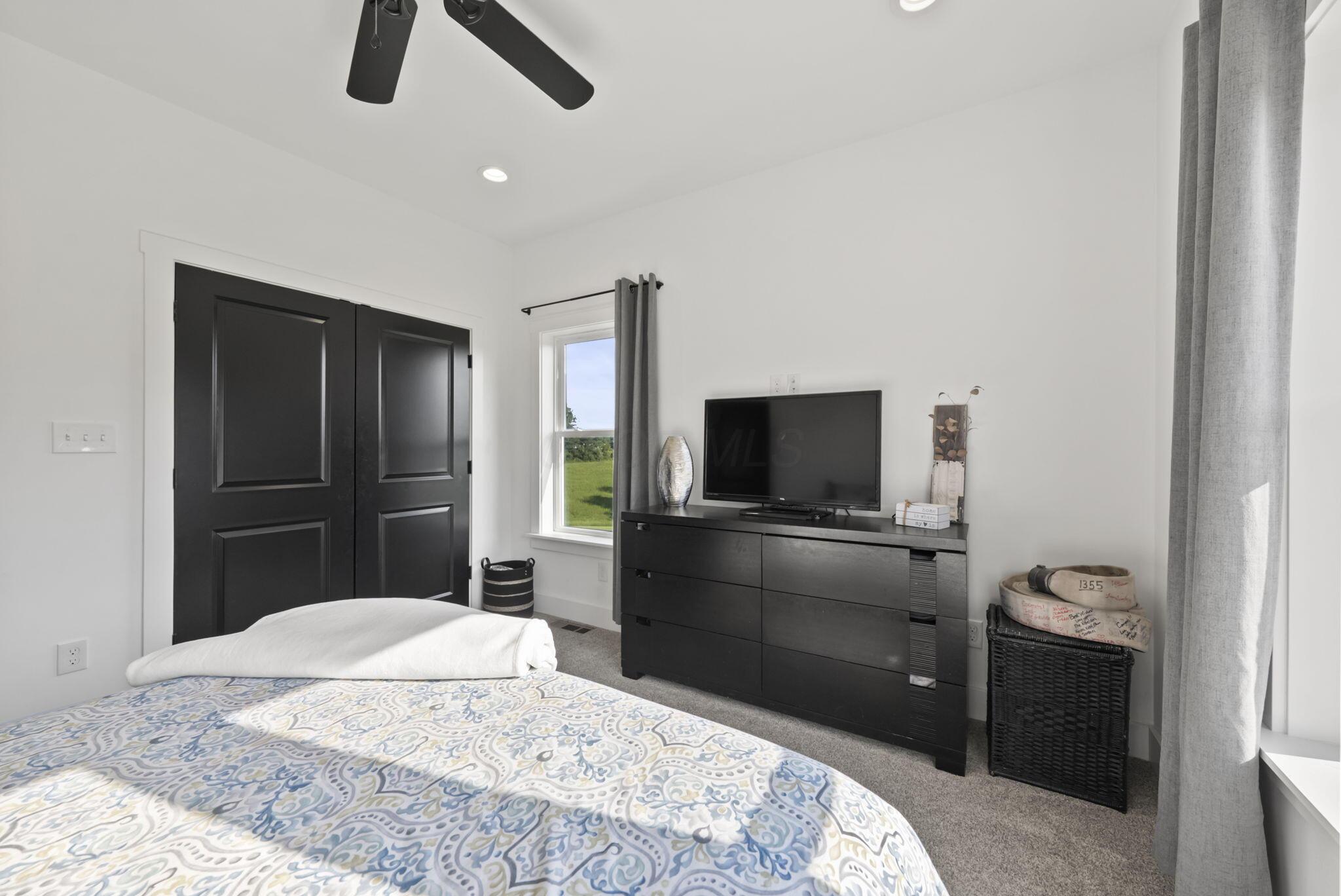 4675 Hunt Road Property Photo 27