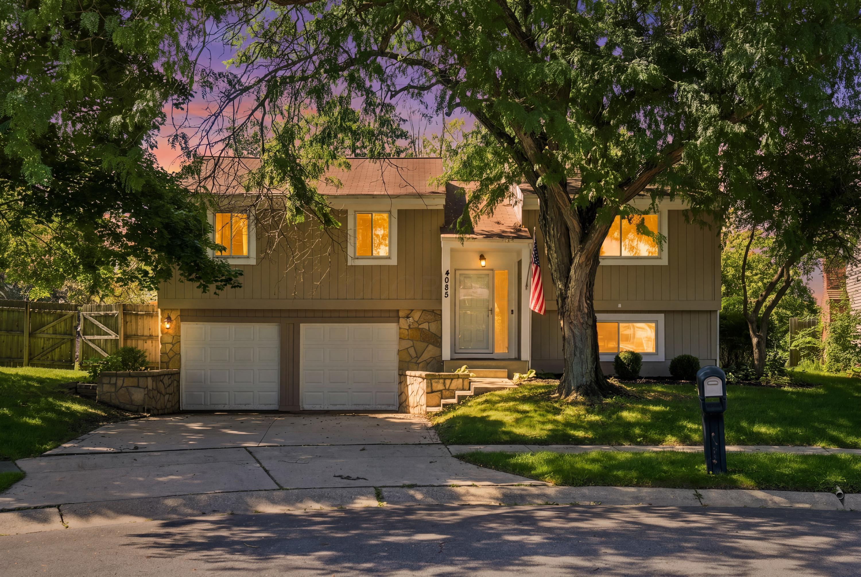 4085 Red Coat Lane