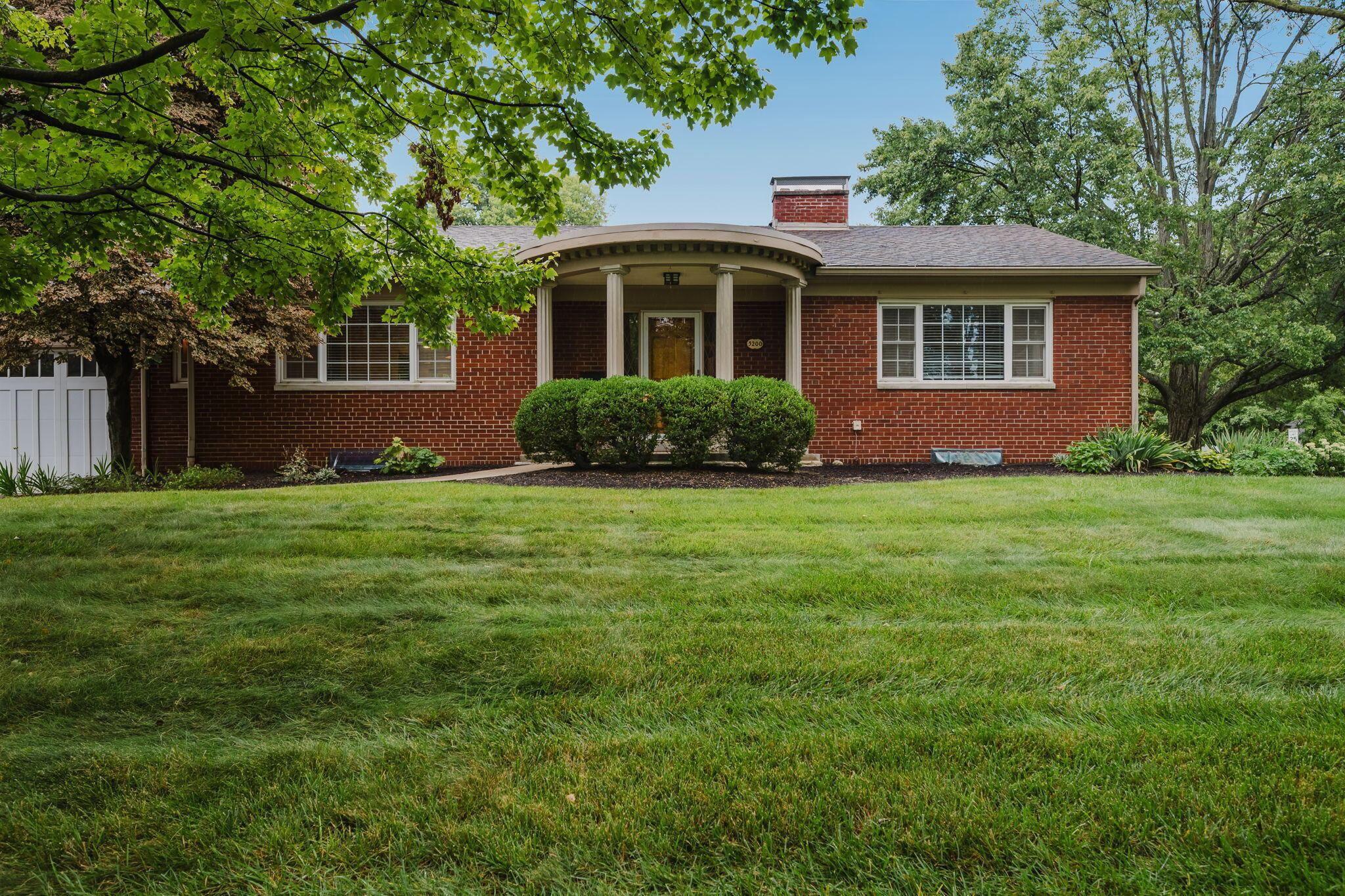 3200 Mount Holyoke Road