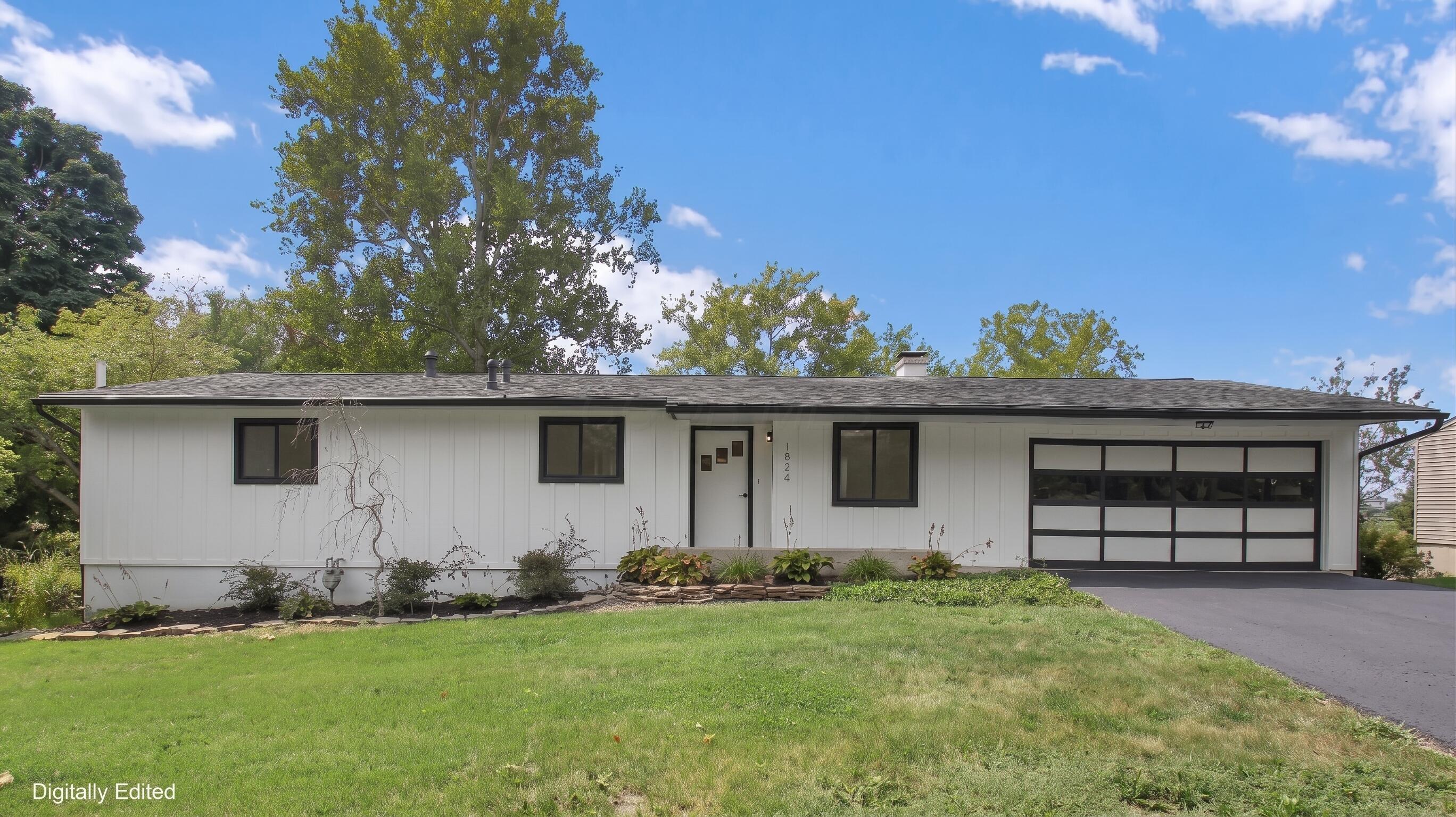 1176 Cambridge Place Property Photo 1