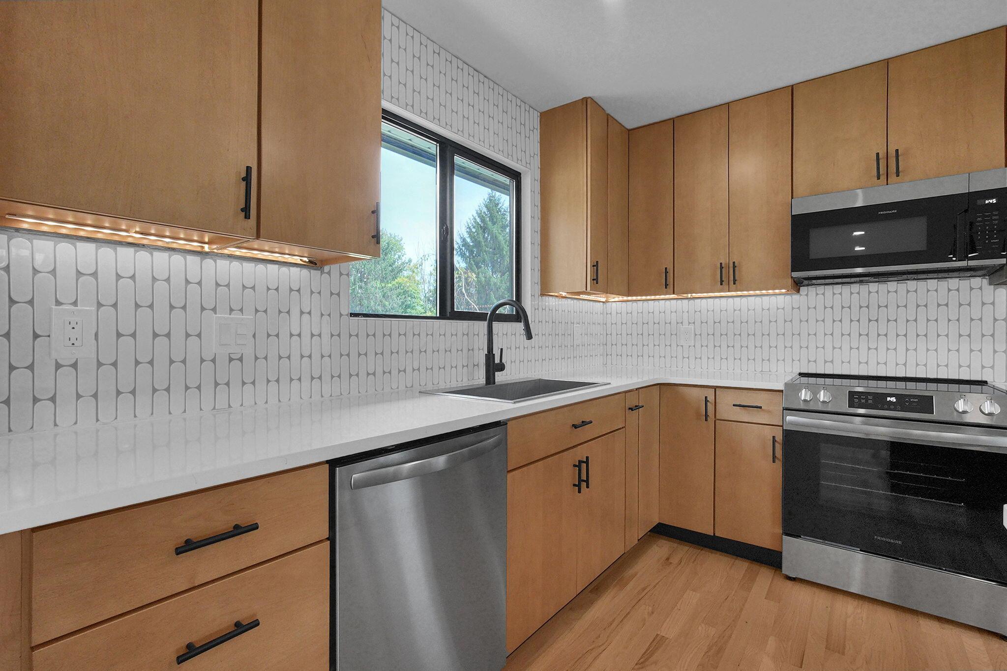 1176 Cambridge Place Property Photo 14