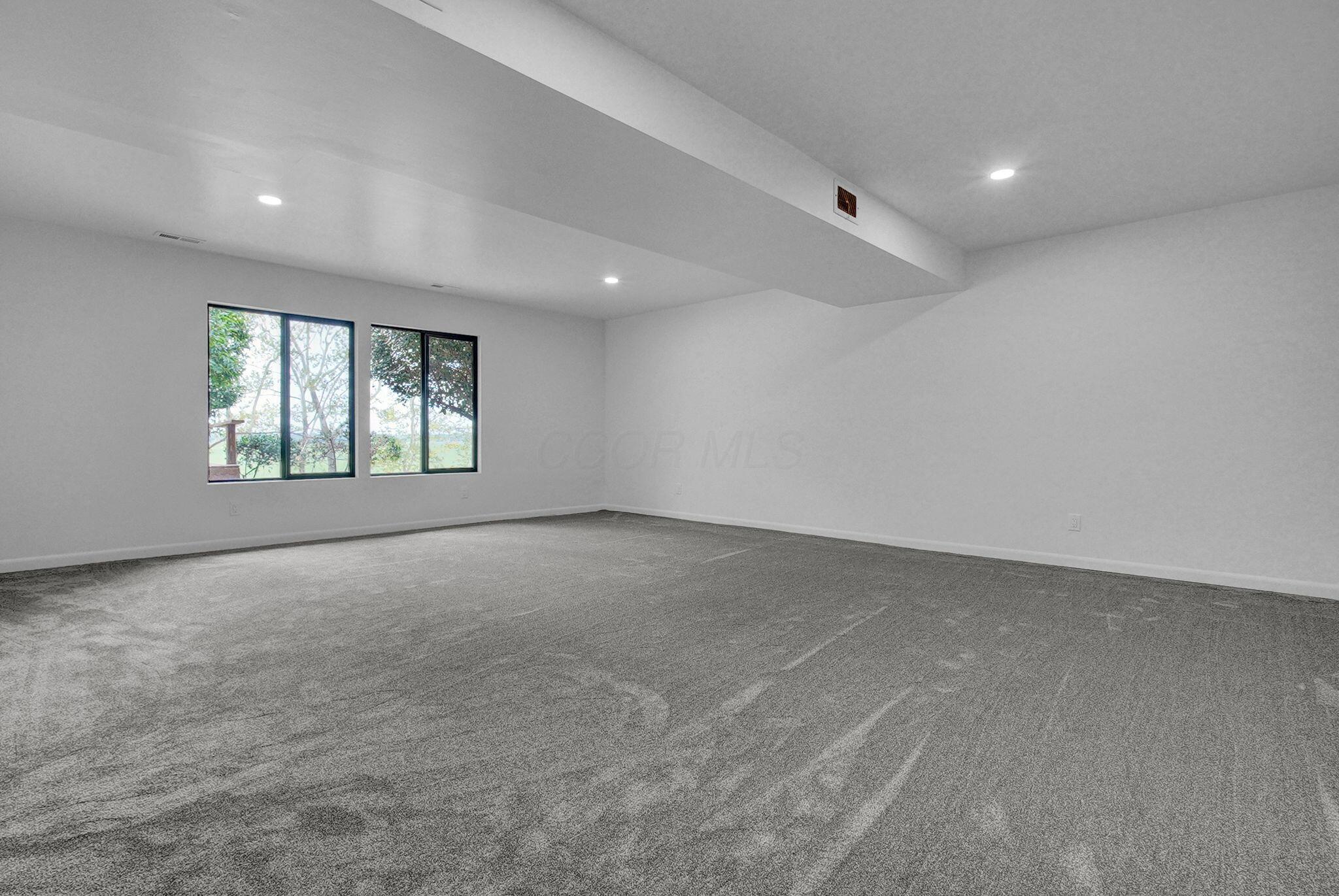 1176 Cambridge Place Property Photo 26
