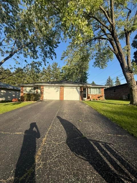 5028-5030 Heathmoor Drive Property Photo 1