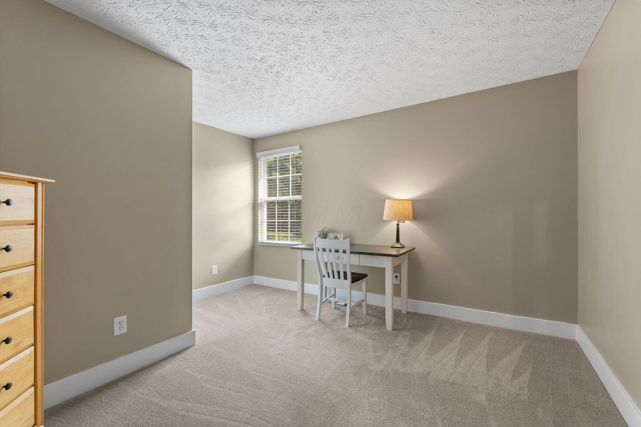1739 Harrison Pond Drive Property Photo 34