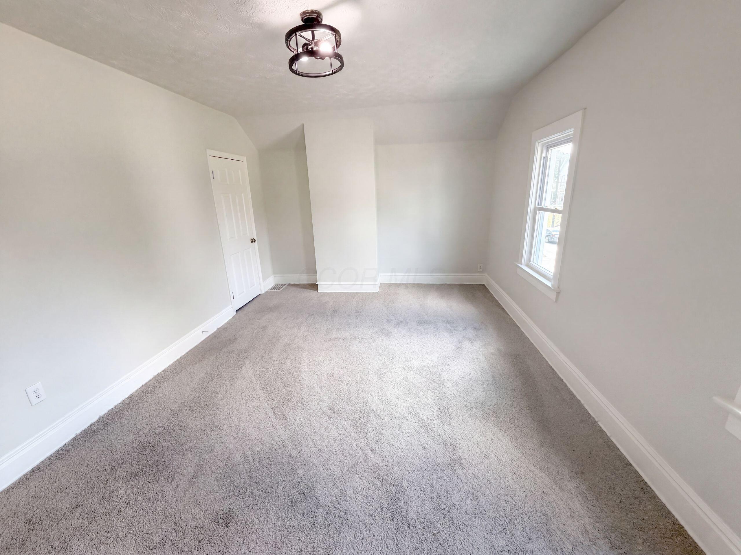 926 Ellsworth Avenue Property Photo 10