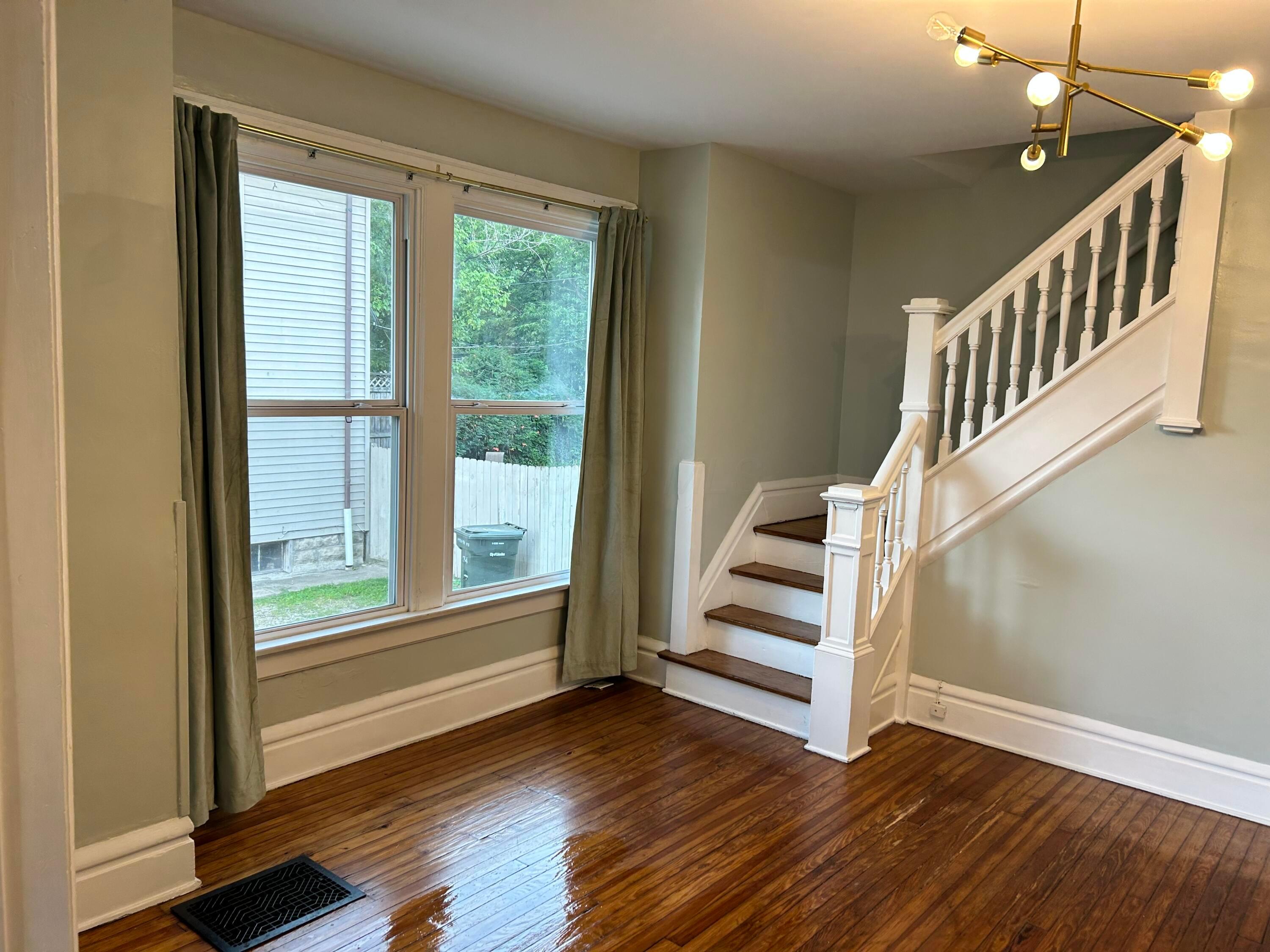 26-28 W Maynard Avenue Property Photo 5
