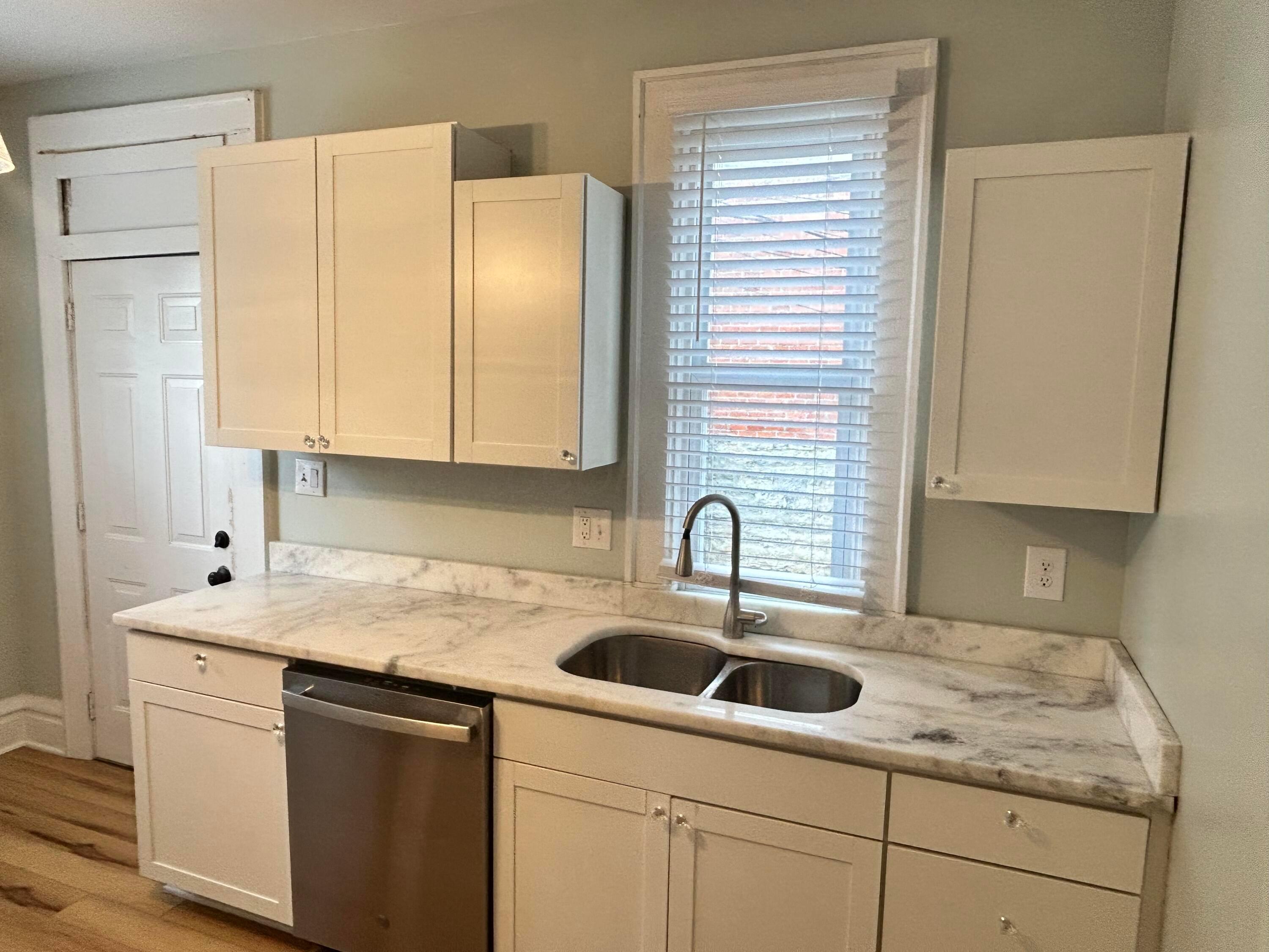 26-28 W Maynard Avenue Property Photo 11