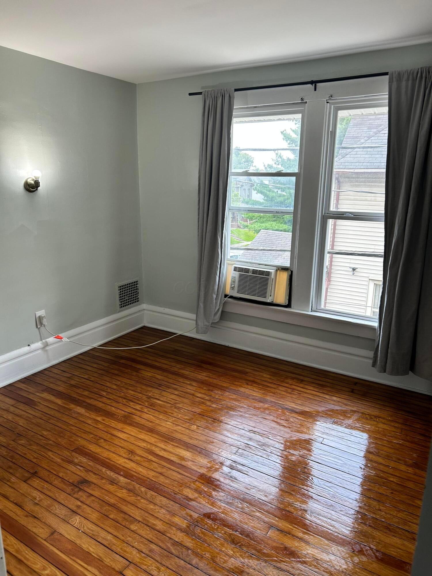 26-28 W Maynard Avenue Property Photo 17