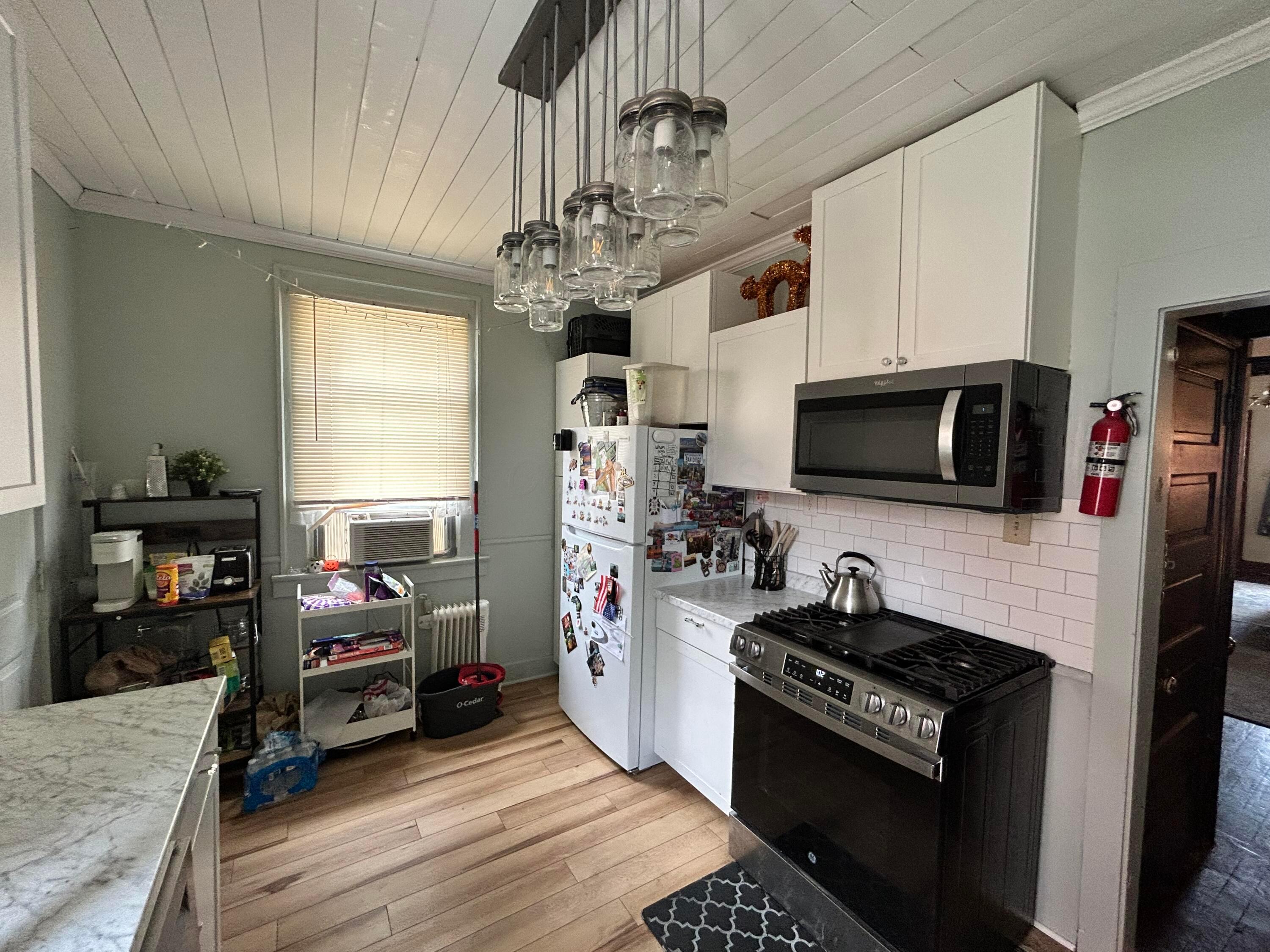 26-28 W Maynard Avenue Property Photo 27