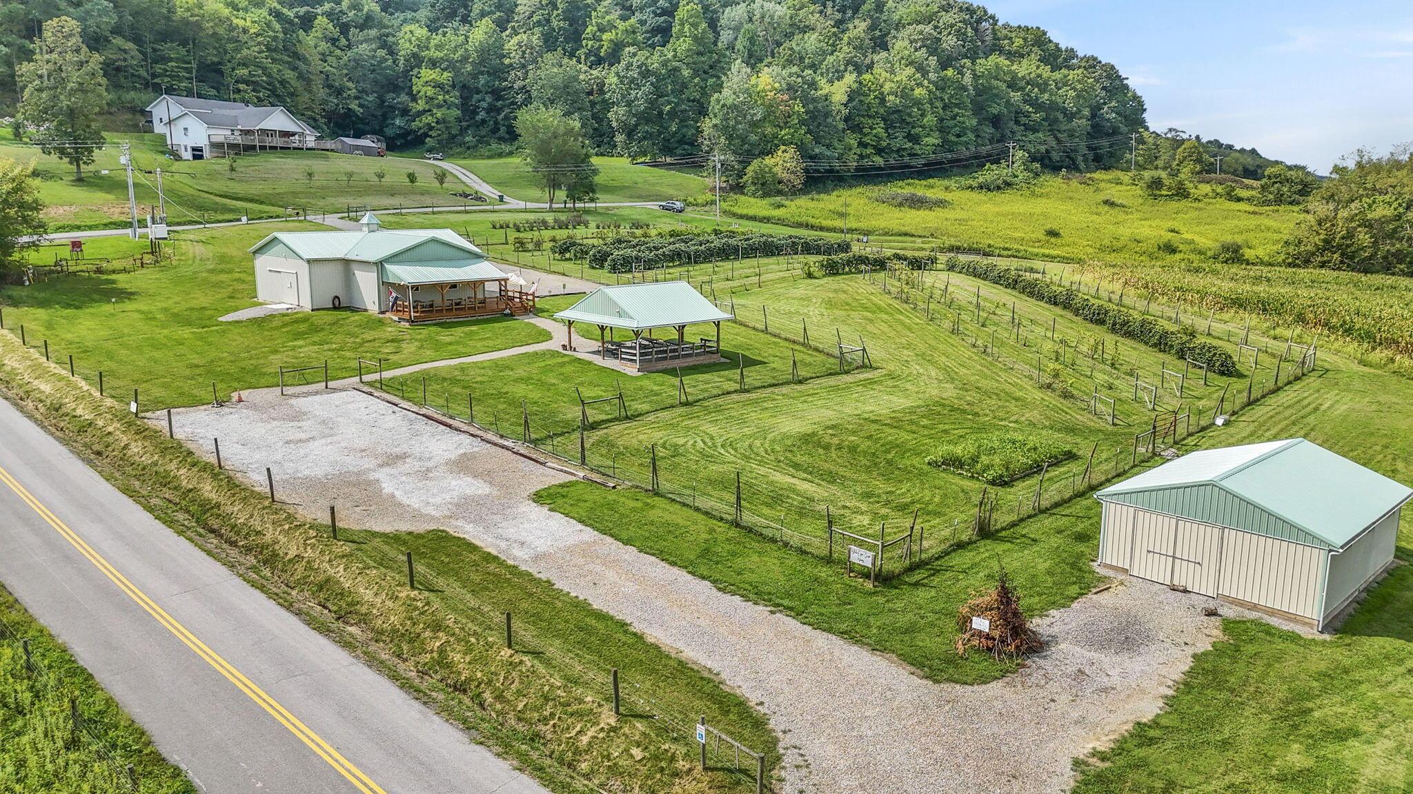 9065 Clay Pike Road Property Photo 8