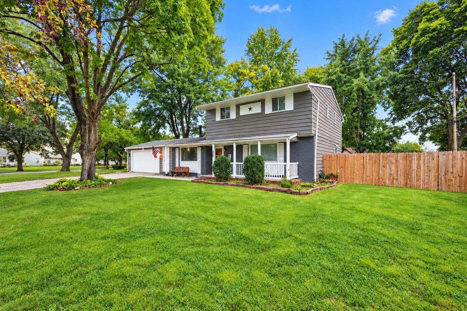 404 Benson Drive Property Photo 1