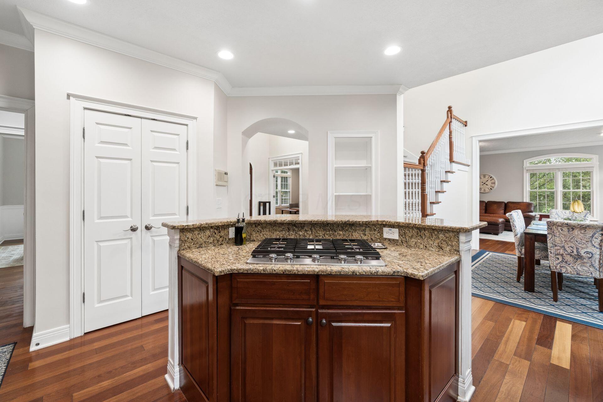 2784 Silverleaf Drive Property Photo 12