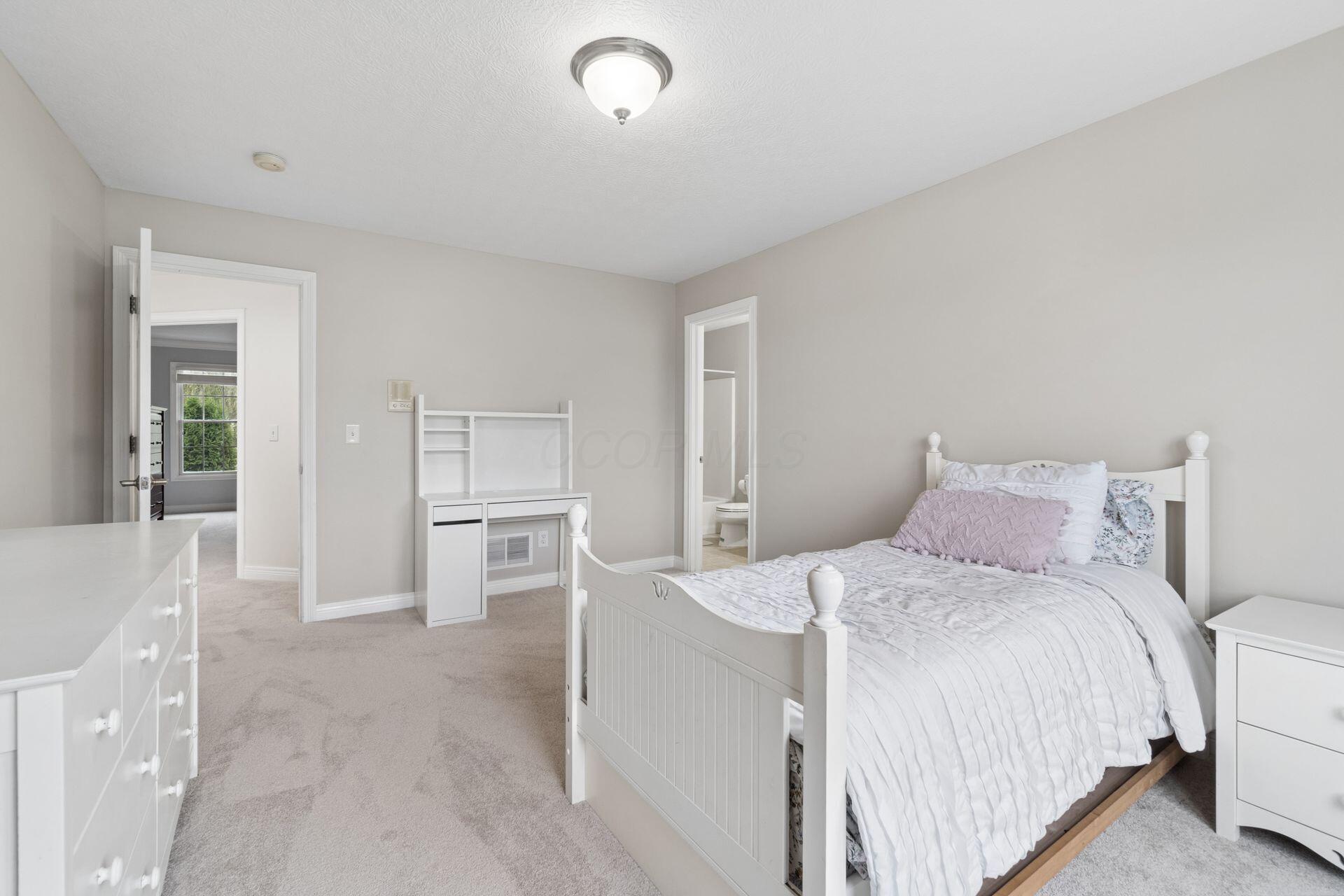 2784 Silverleaf Drive Property Photo 33