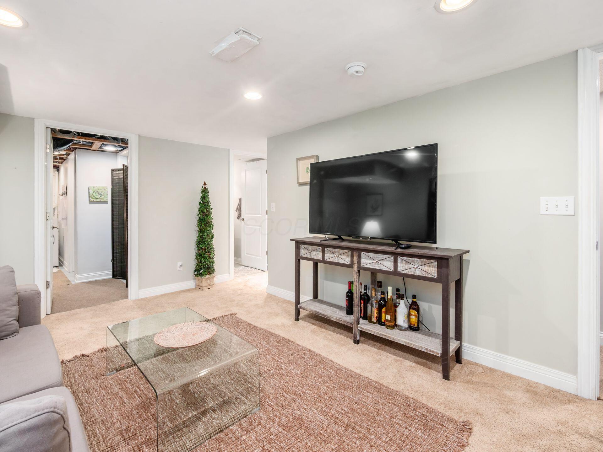 5626 Barney Lane Property Photo 30