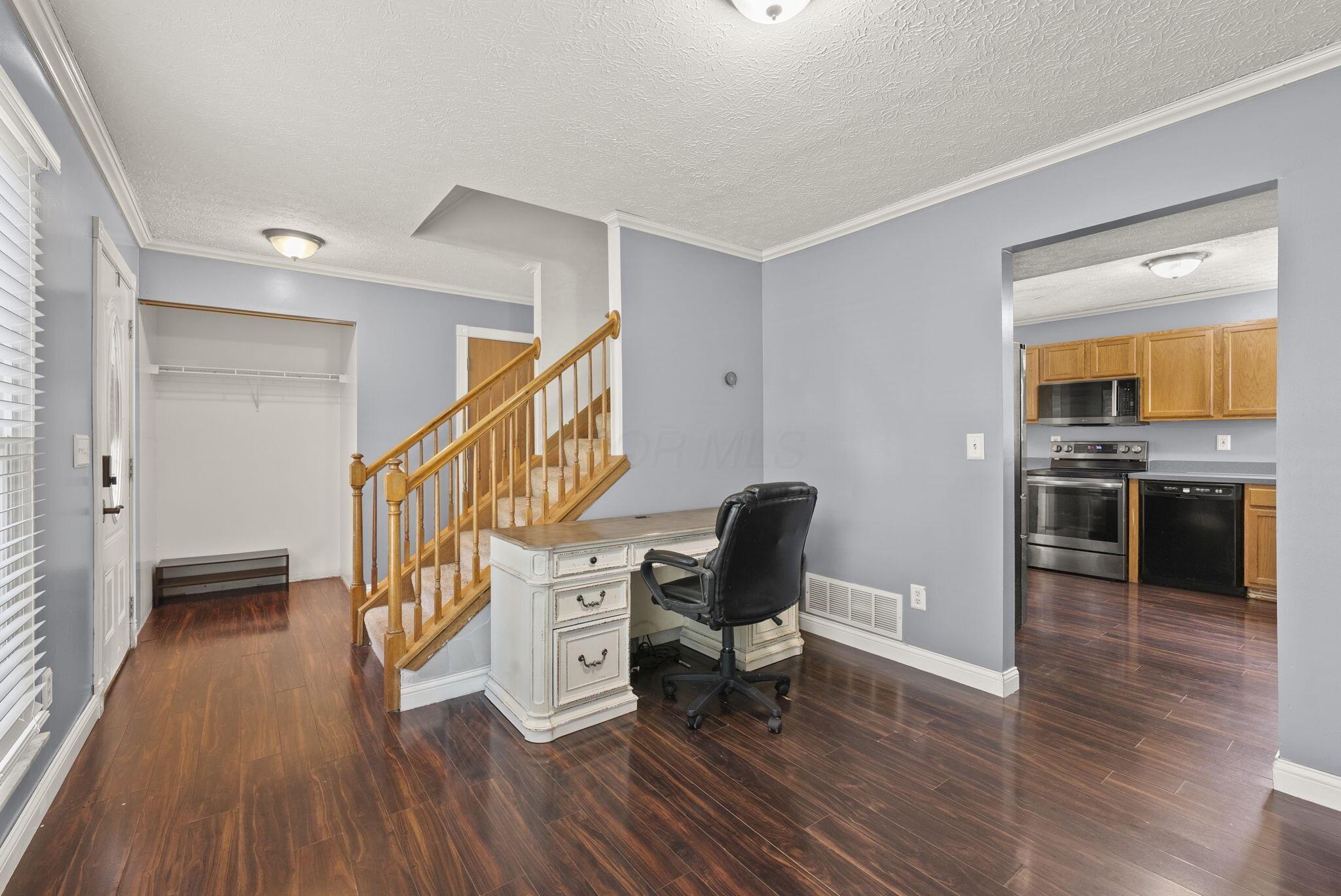 4961 Baycroft Drive Property Photo 9