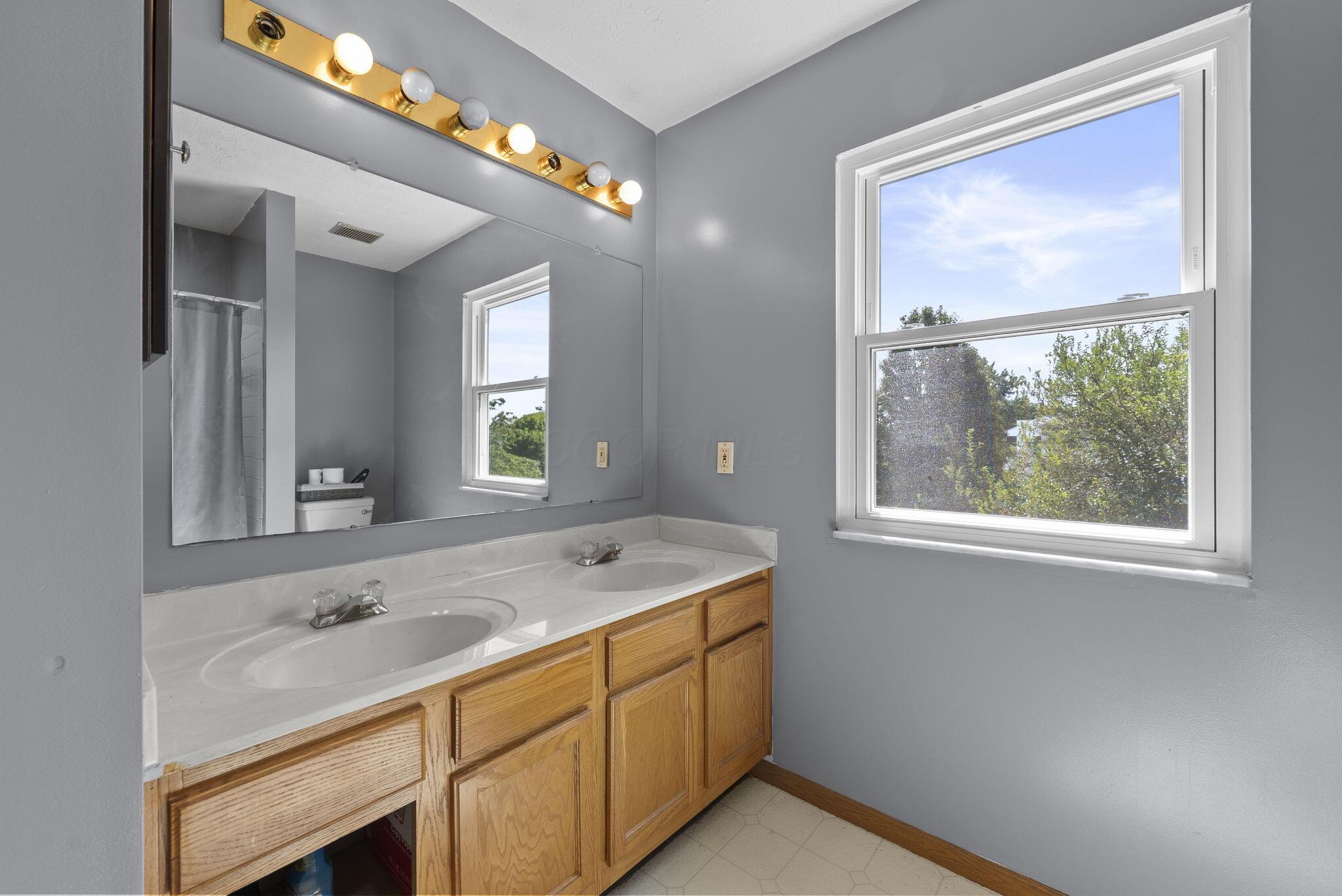 4961 Baycroft Drive Property Photo 23