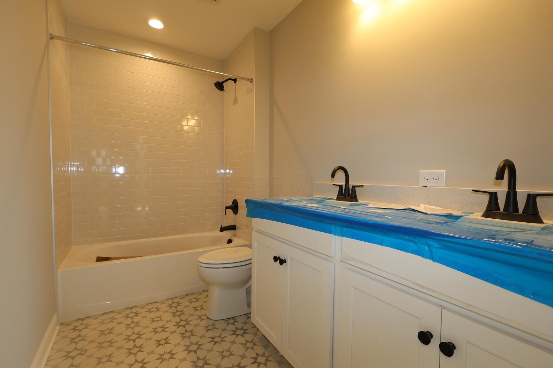7266 Applewood Drive Property Photo 14