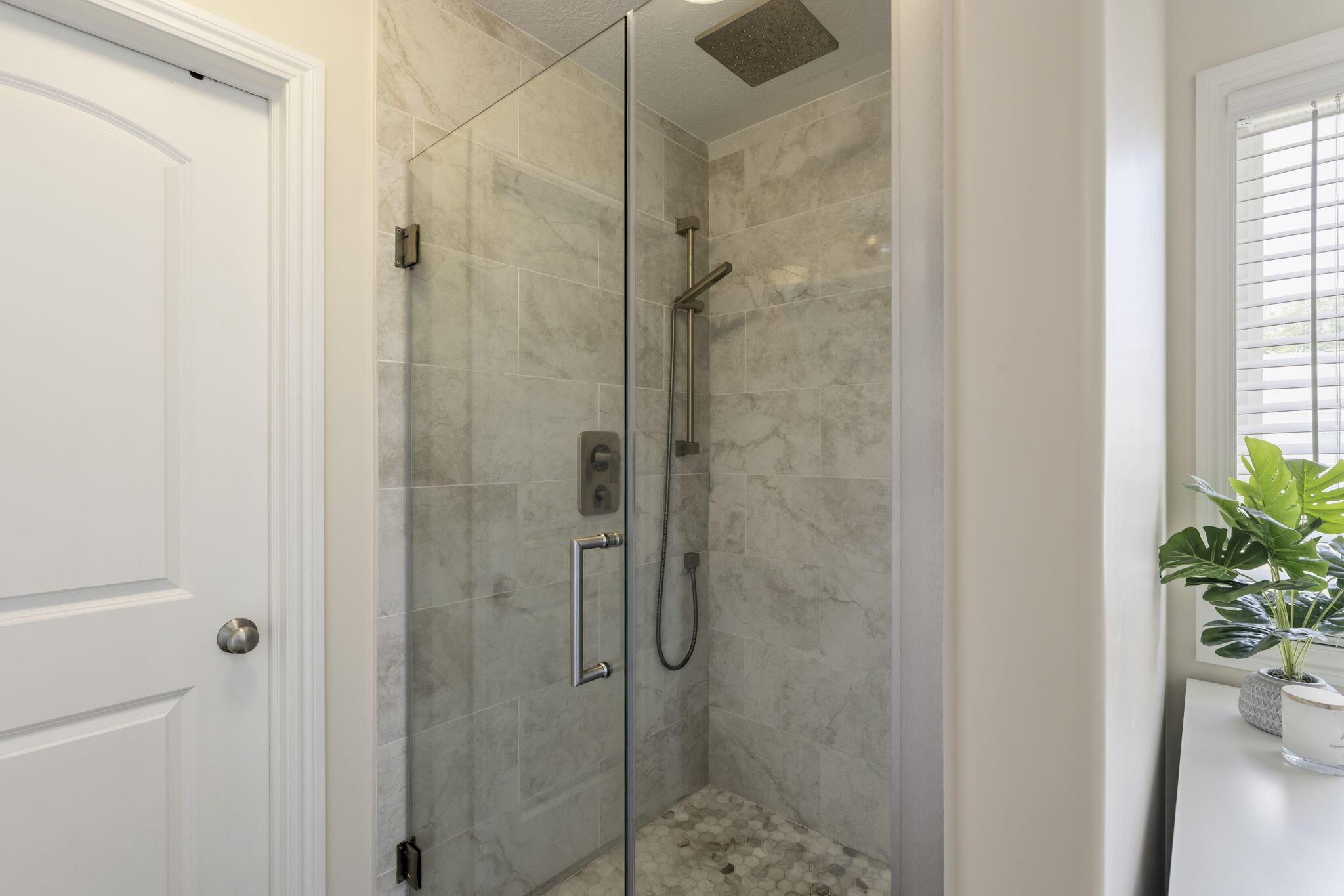 2425 Angelfire Drive Property Photo 36