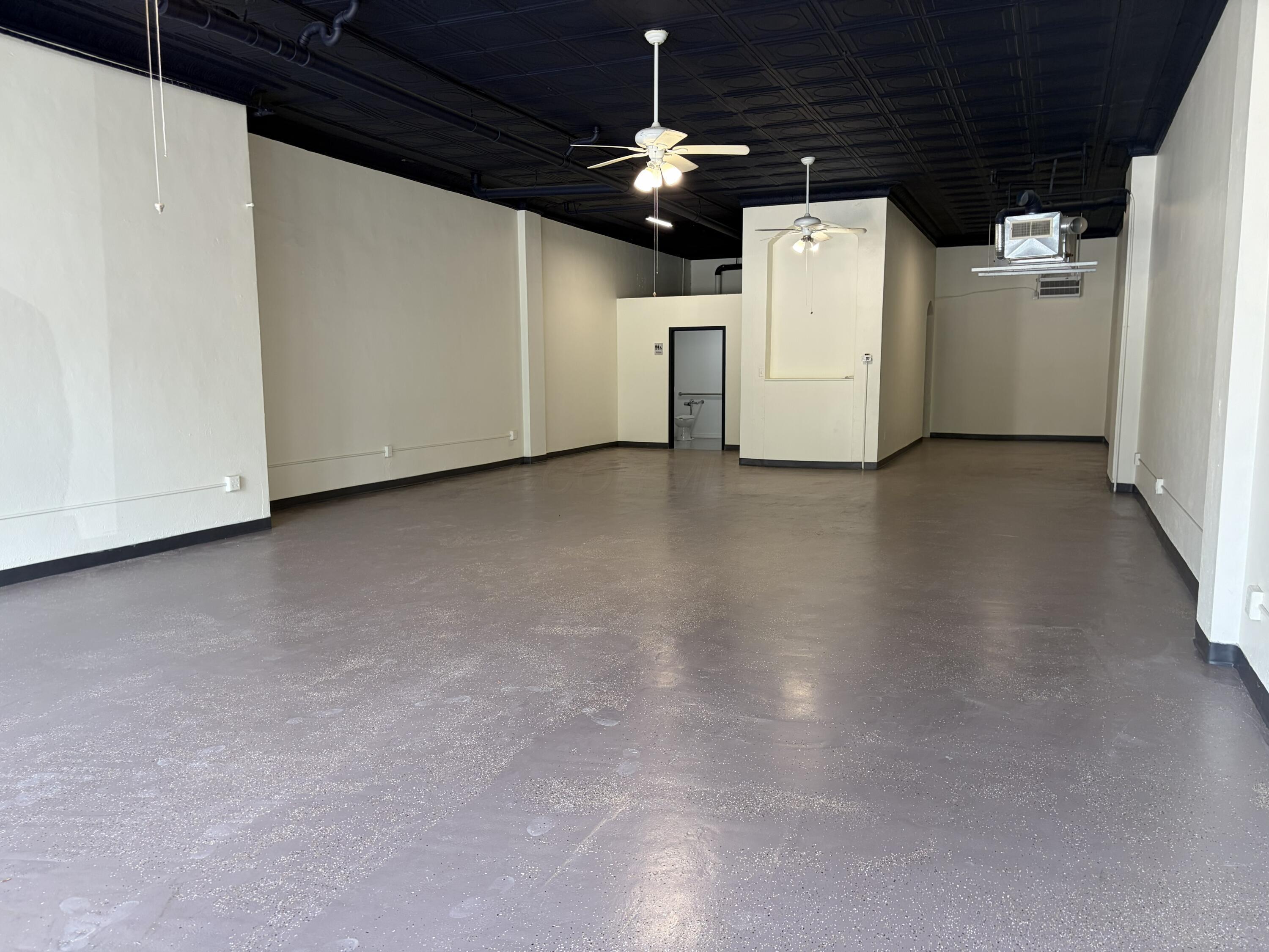 20 S Vernon Street Property Photo 3