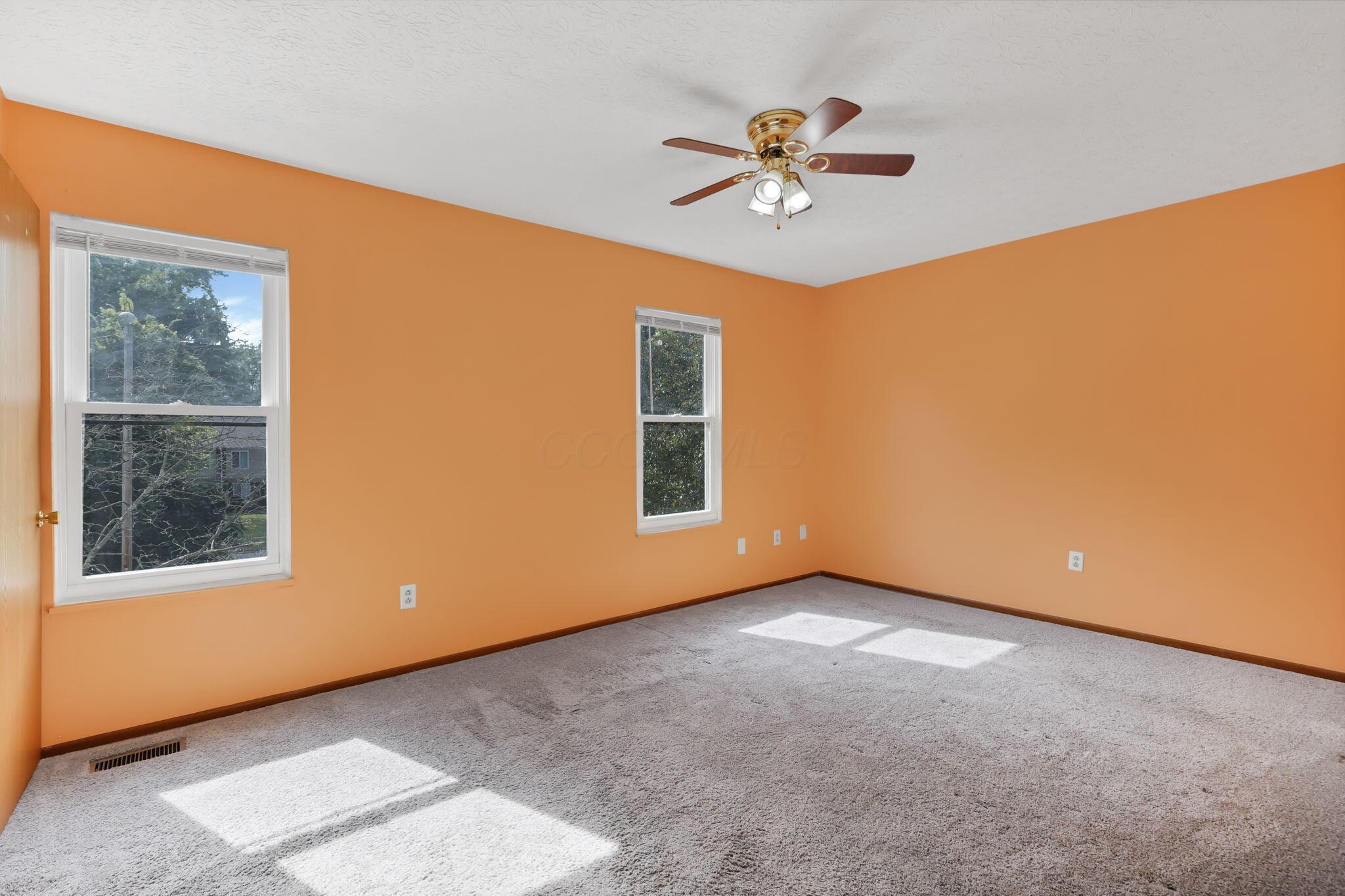 758 Crofton Circle Property Photo 15