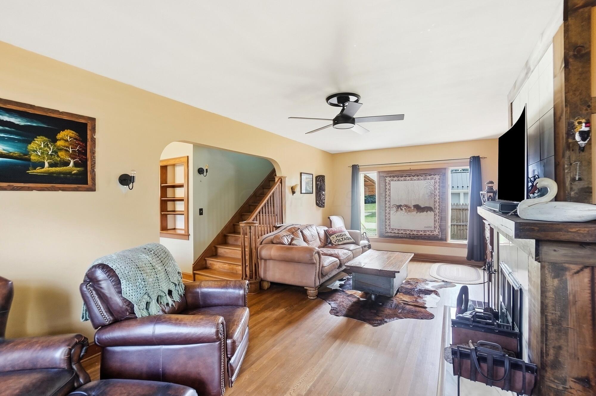 1024 Springlawn Avenue Property Photo 13