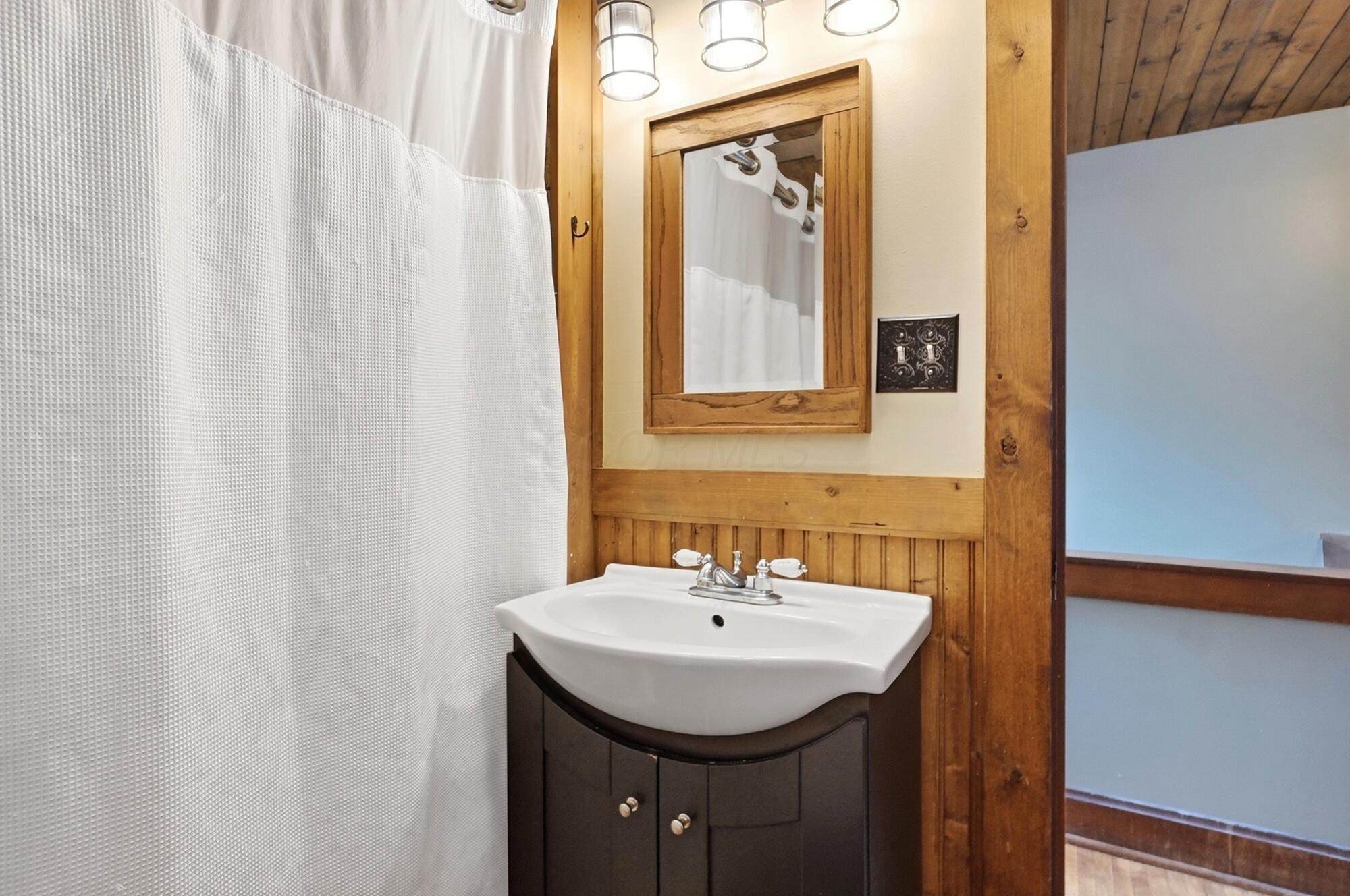 1024 Springlawn Avenue Property Photo 33