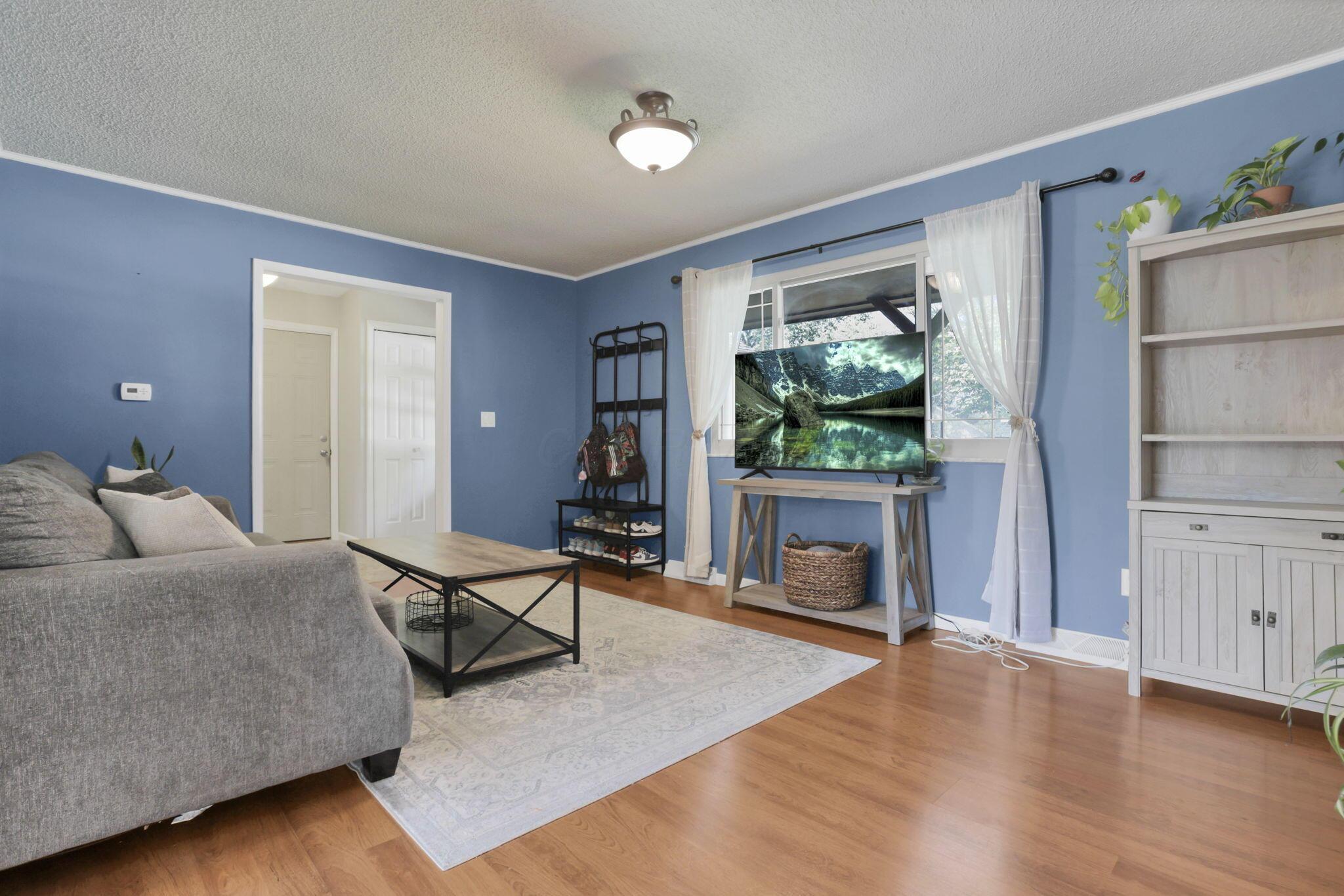6427 Firethorn Avenue Property Photo 11