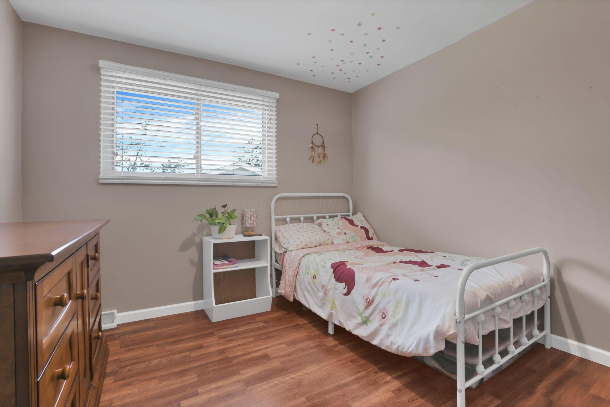 6427 Firethorn Avenue Property Photo 23