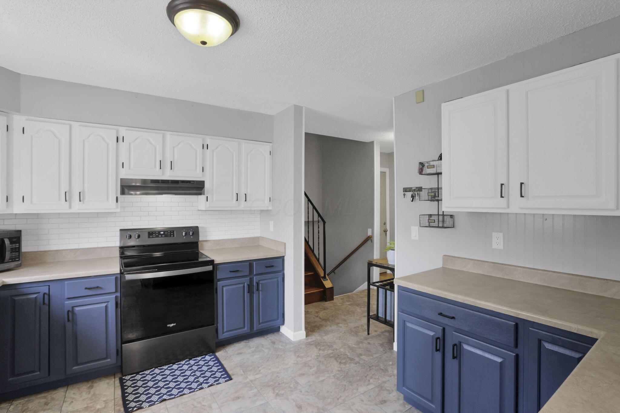 6427 Firethorn Avenue Property Photo 25