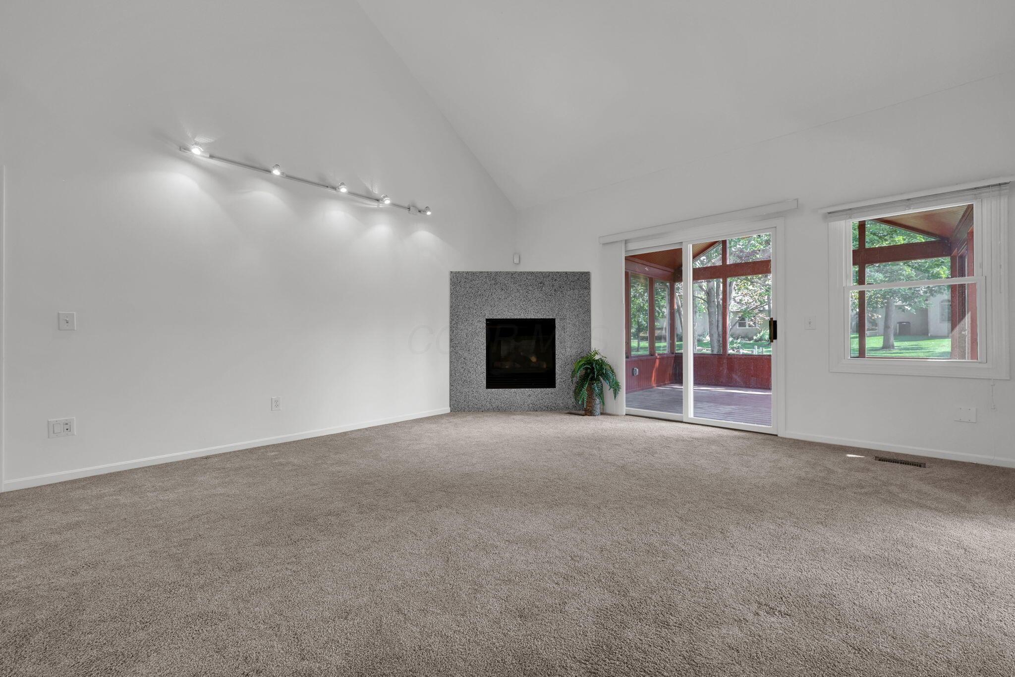 1306 Dobbins Drive Property Photo 10