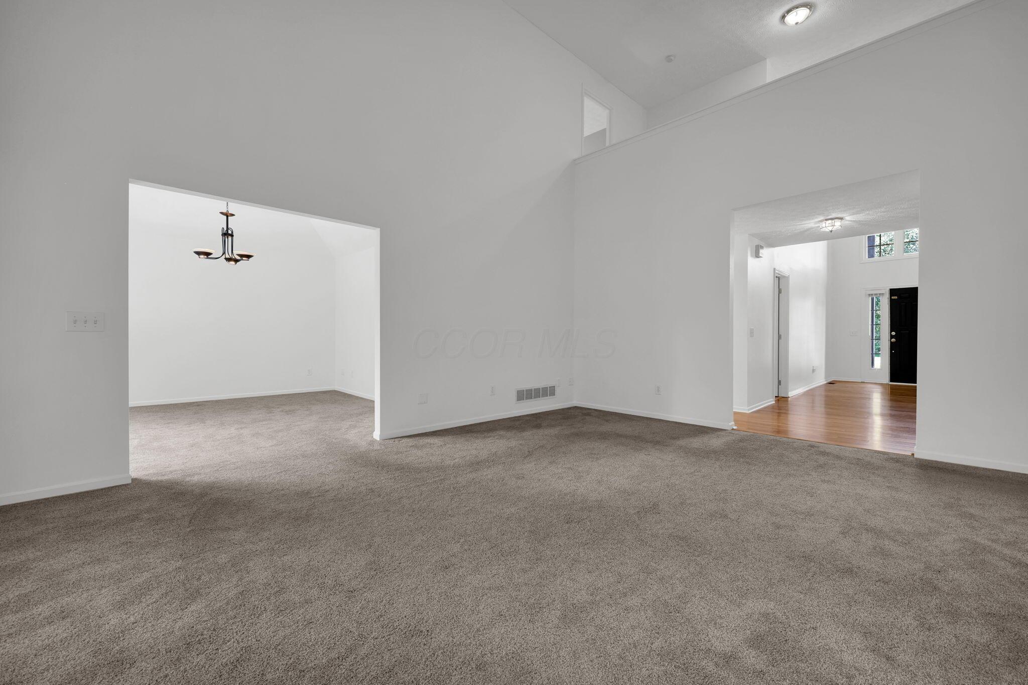 1306 Dobbins Drive Property Photo 12