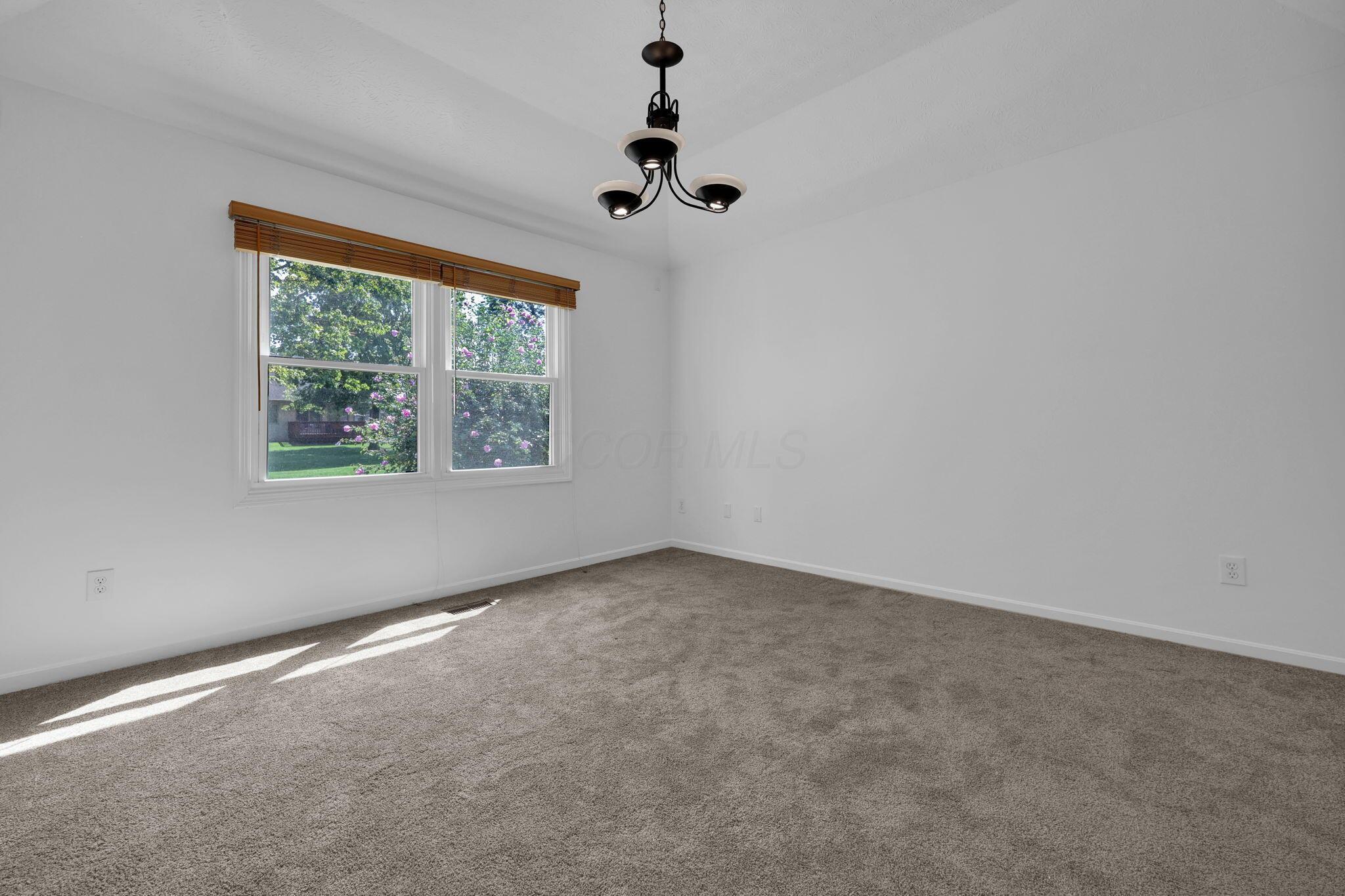 1306 Dobbins Drive Property Photo 14
